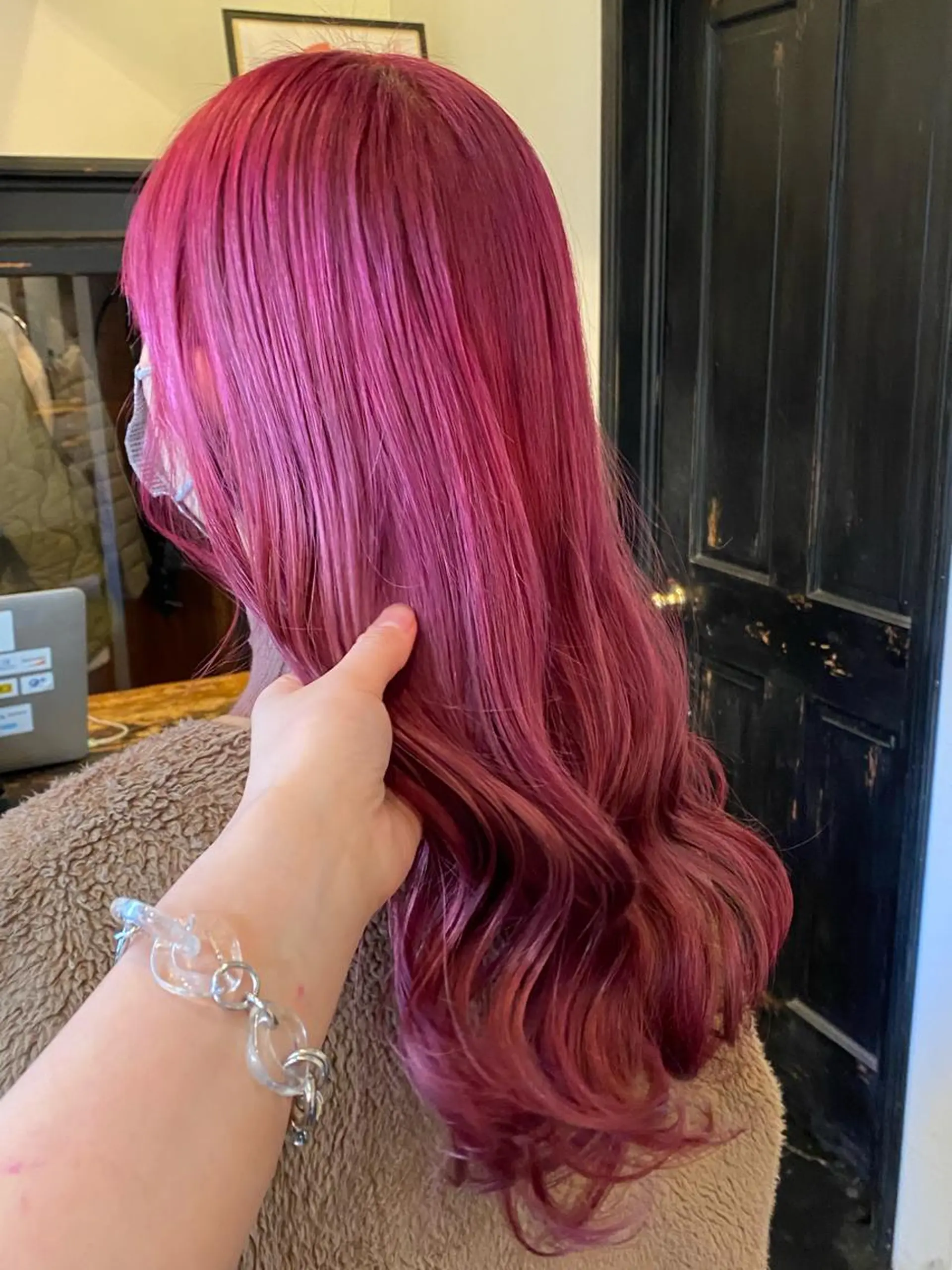 ロング カラー ピンクカラー NATSUKI😸 ‪✂︎‬南森町美容室のヘアスタイル