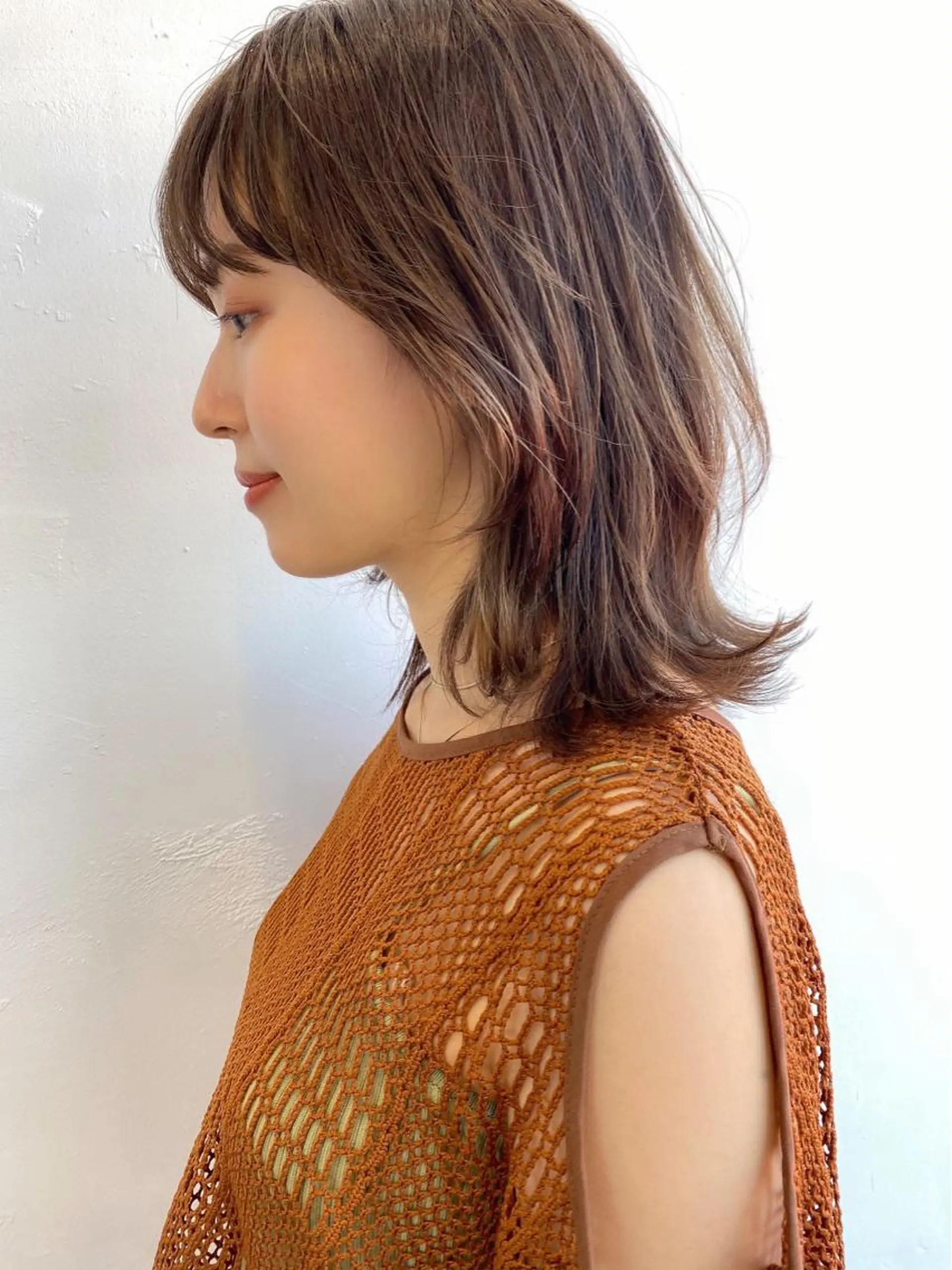 ミディアム くびれヘア くびれレイヤー レイヤーカット 鎌倉 彩のヘアスタイル