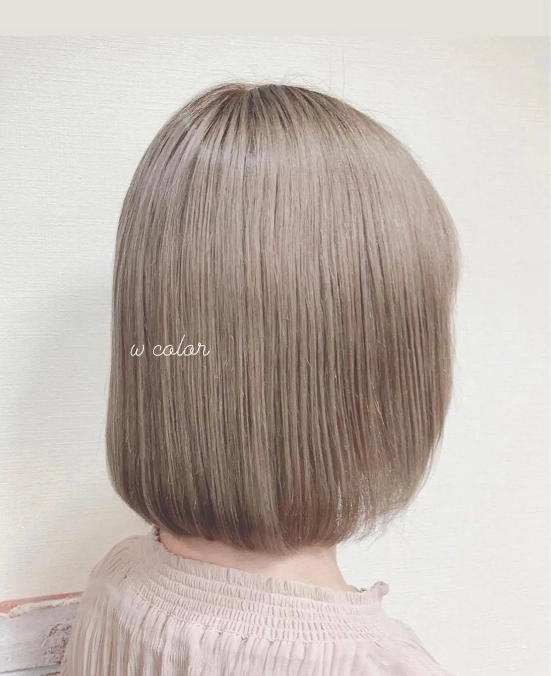 ショート sweep天神☁️ ルカ┊透明感カラーのヘアスタイル