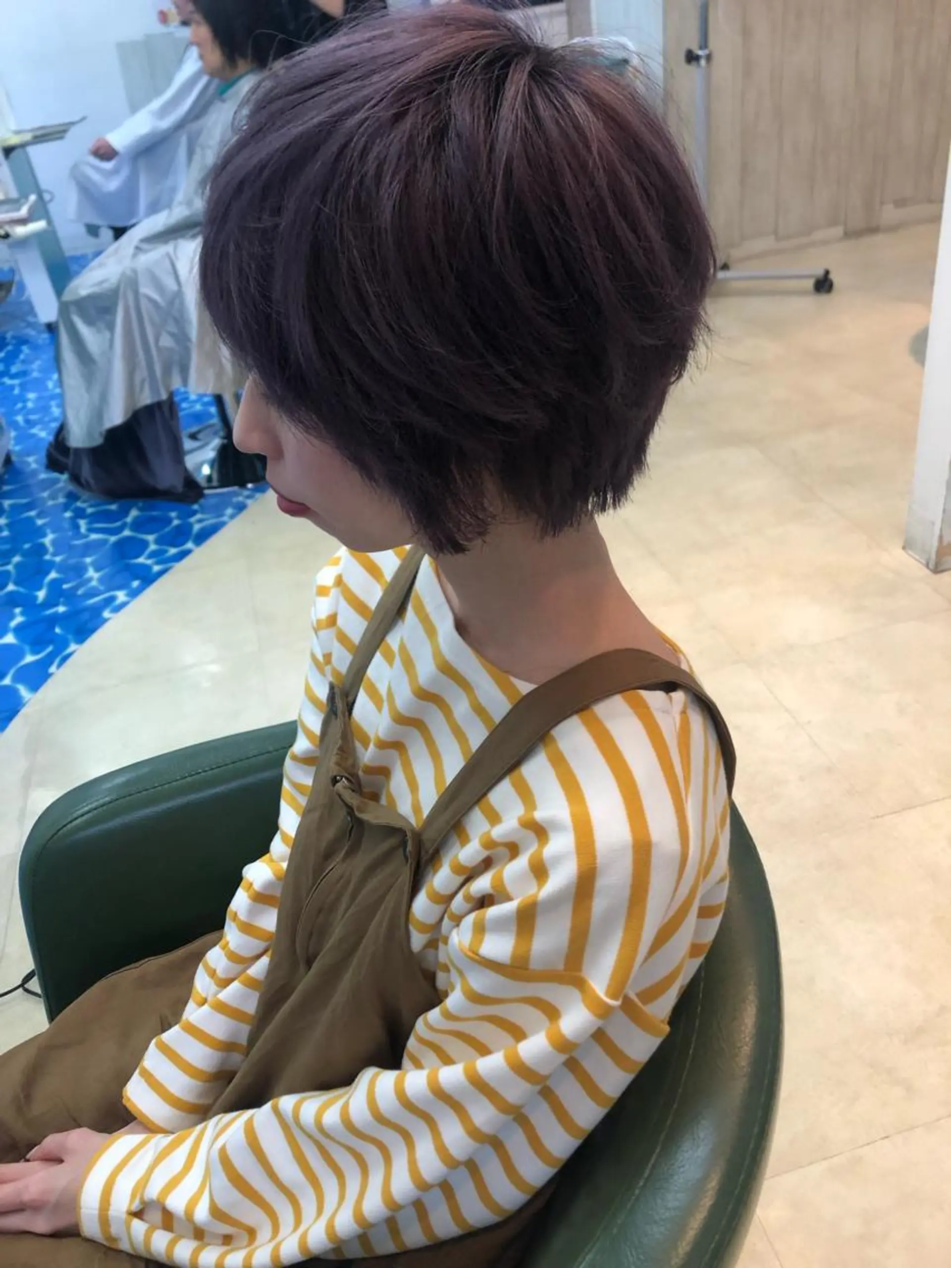 ショート カラー CoCooN Hiromiのヘアスタイル