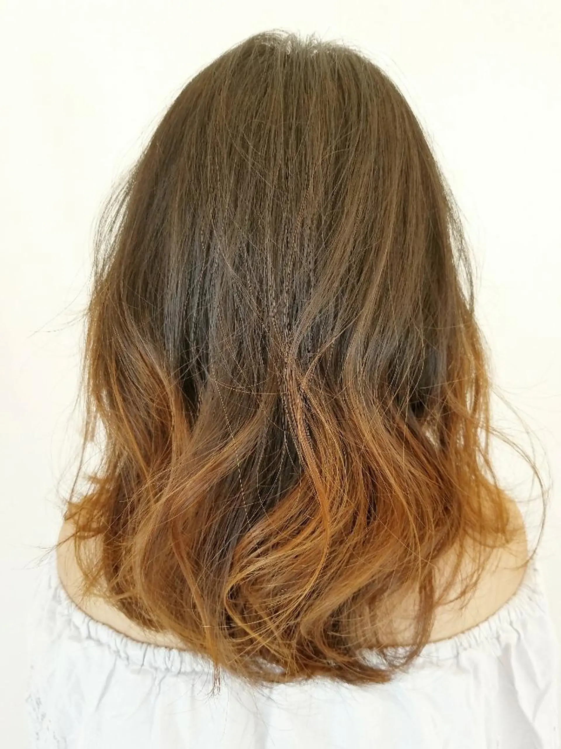 ミディアム カラー ベージュカラー グラデーションカラー 髪質改善/ハイライト 小林秀樹のヘアスタイル