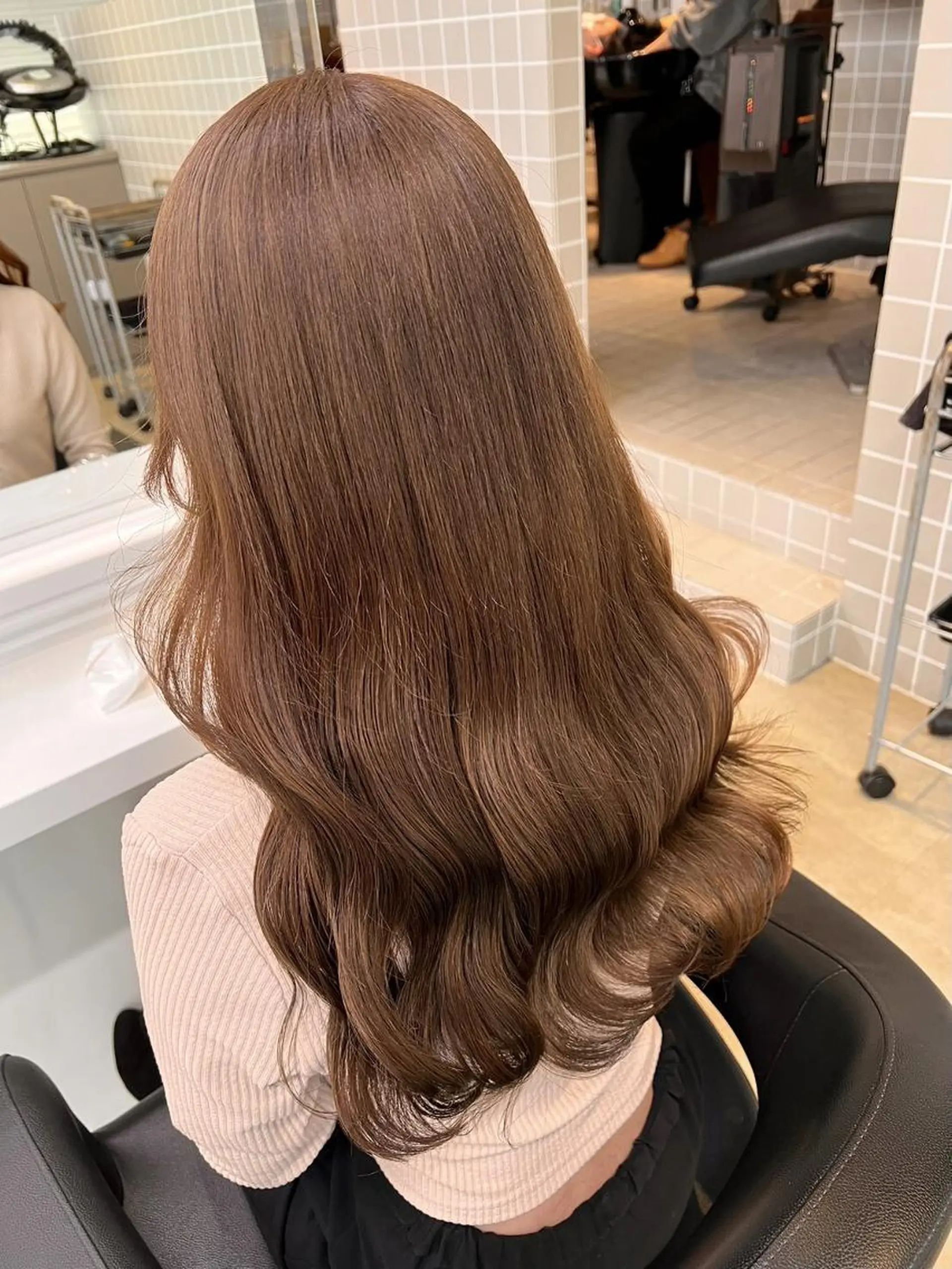 カラー 透明感ベージュ🪽 髪質改善🤎Rinのヘアスタイル