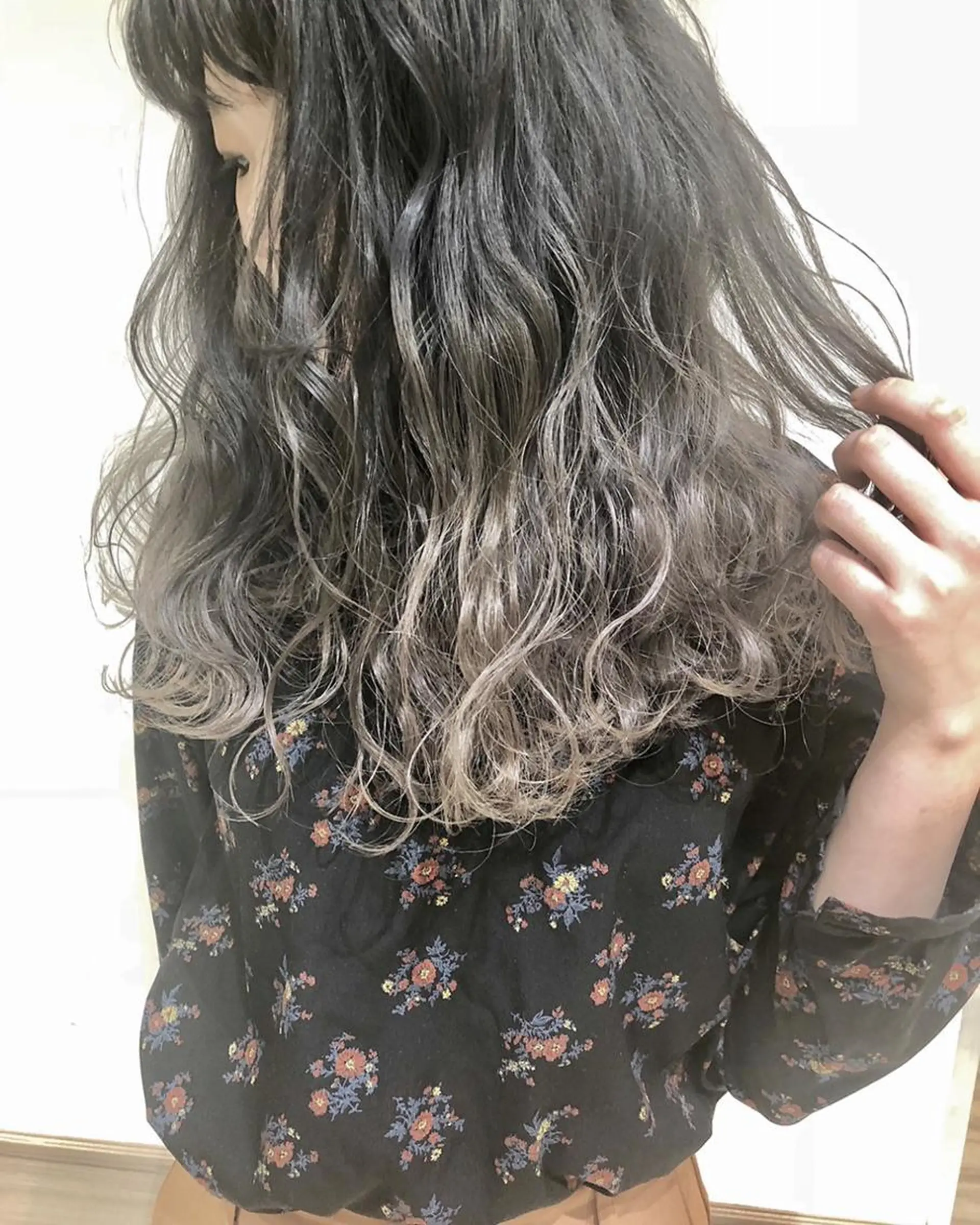 カラー Ash 店長　山下達也のヘアスタイル
