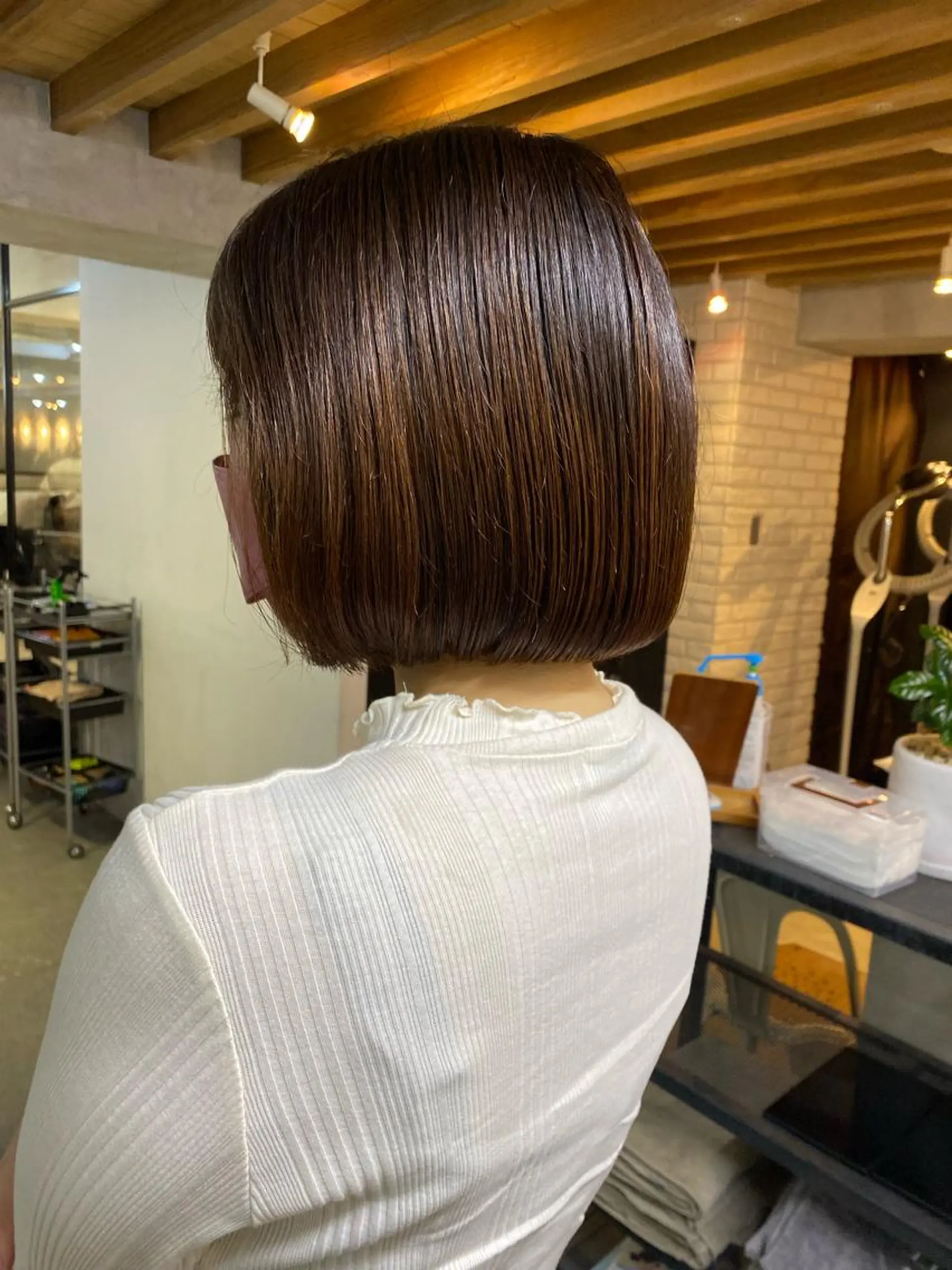 ショート ヘアアレンジ 切りっぱなしボブ/ デザインカラー店長のヘアスタイル