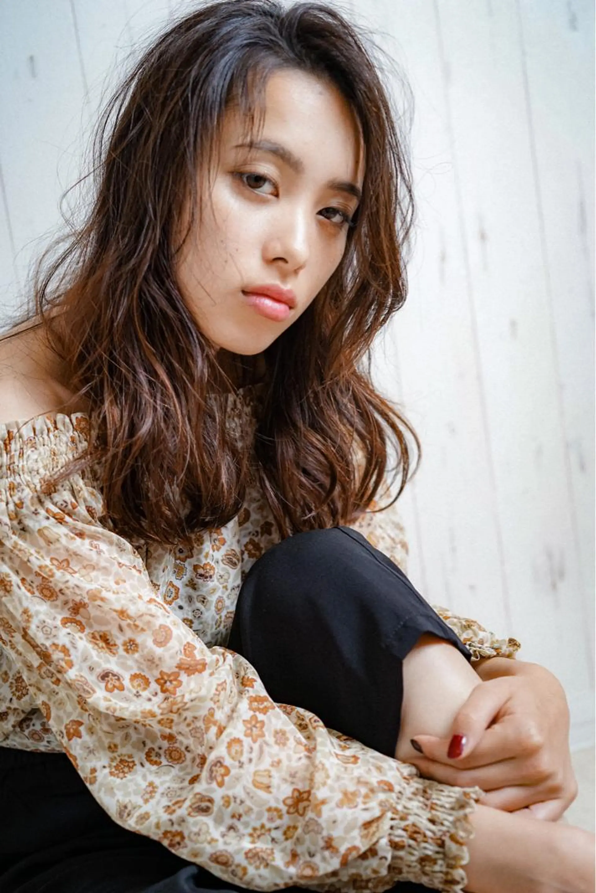 ミディアム ヘアールーム アートのヘアスタイル