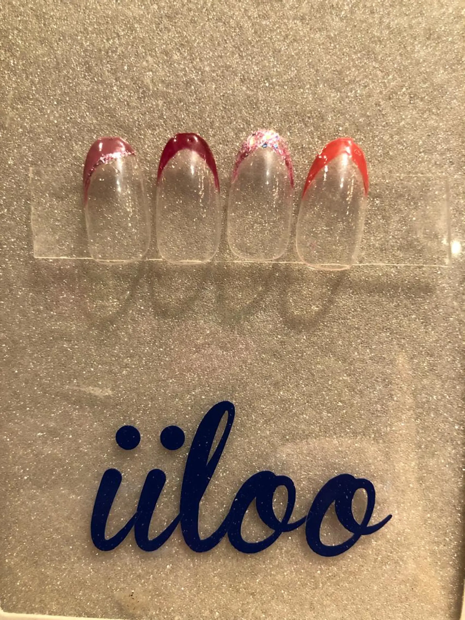ネイル フットネイル iiloo aromaworksのネイルデザイン