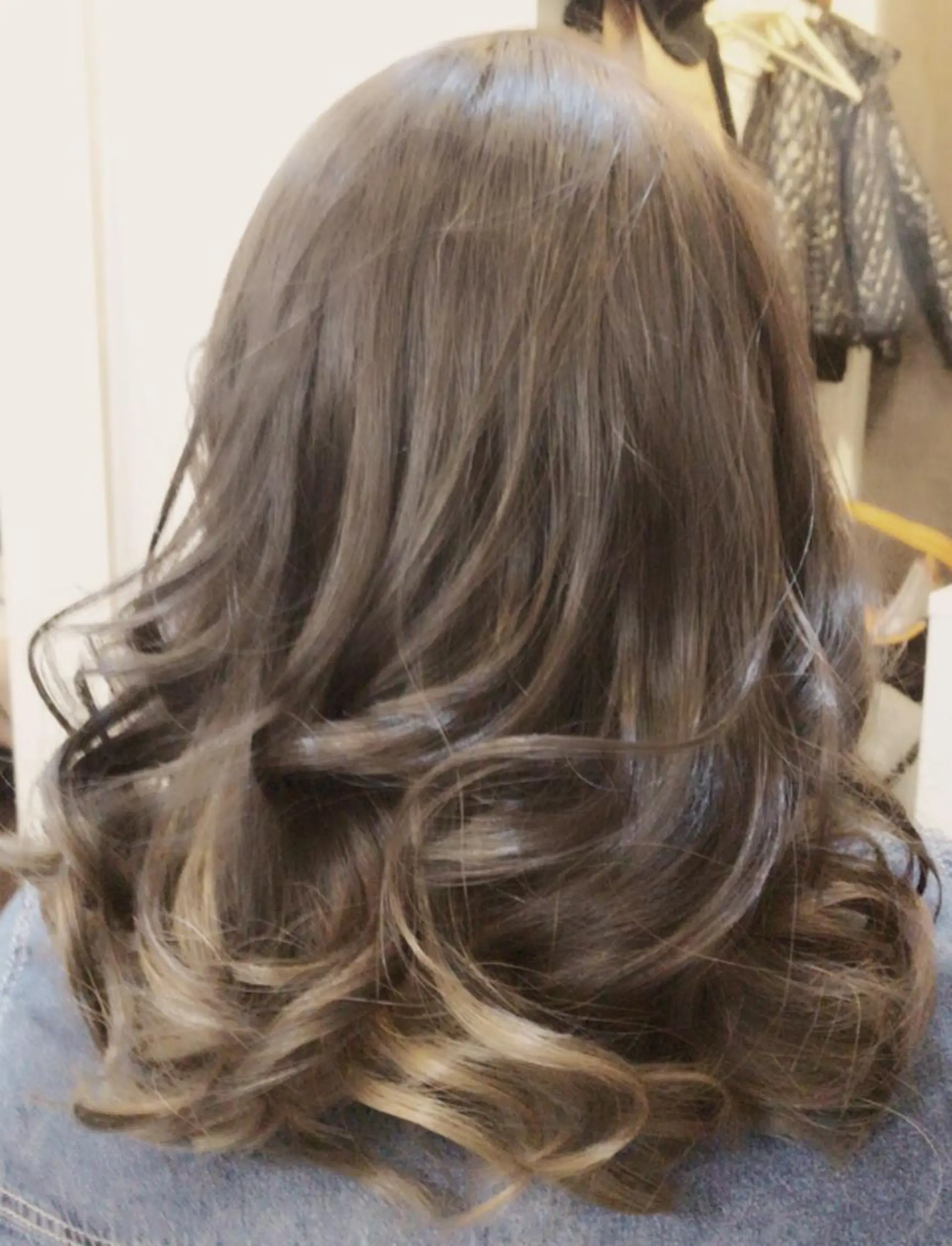 ミディアム BOBシークレット じょうじ⭐️成のヘアスタイル