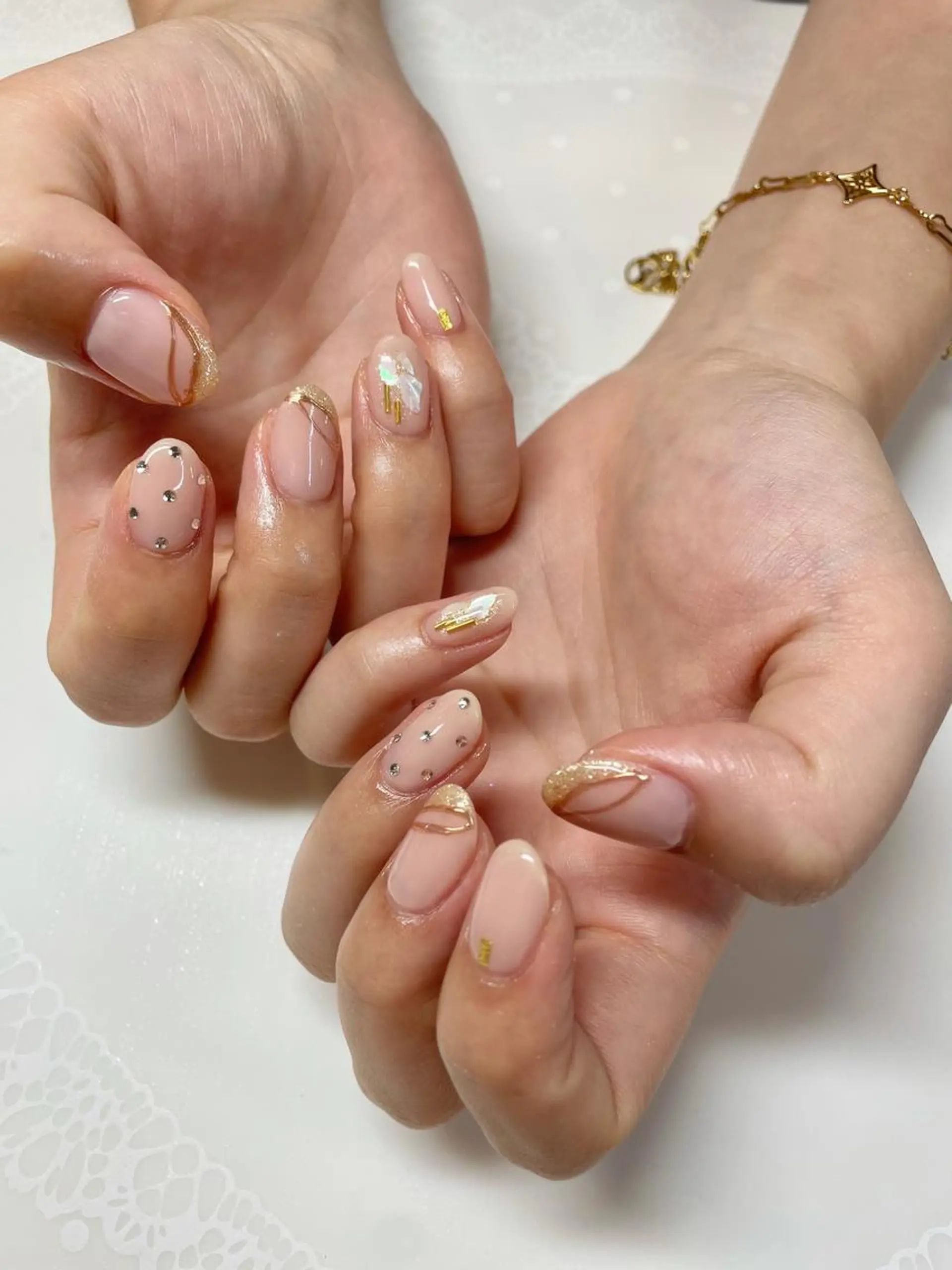ネイル ニュアンスネイル Nagashima sanaのネイルデザイン