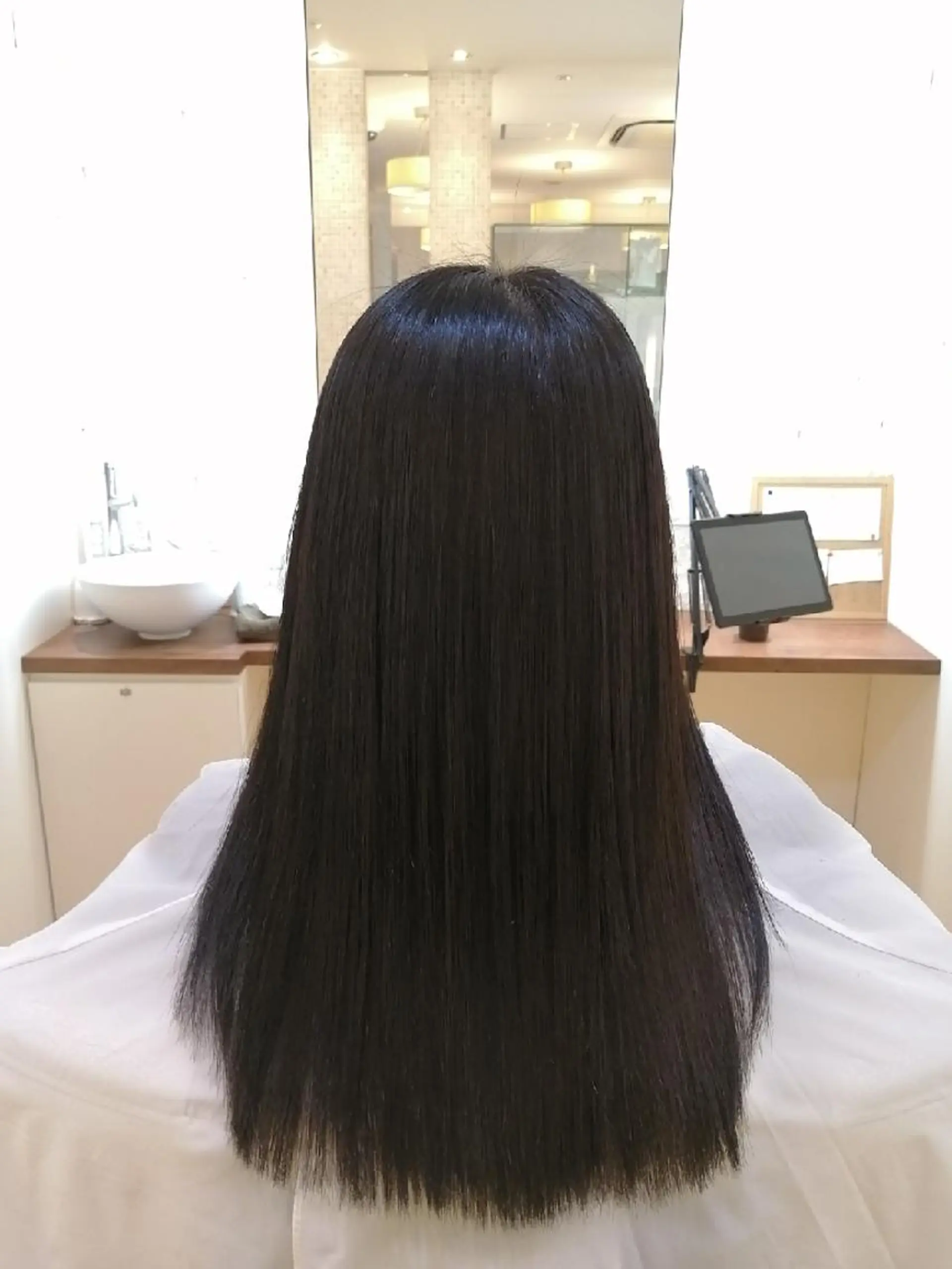 カット 縮毛矯正 トリートメント 鈴木 さやかのヘアスタイル