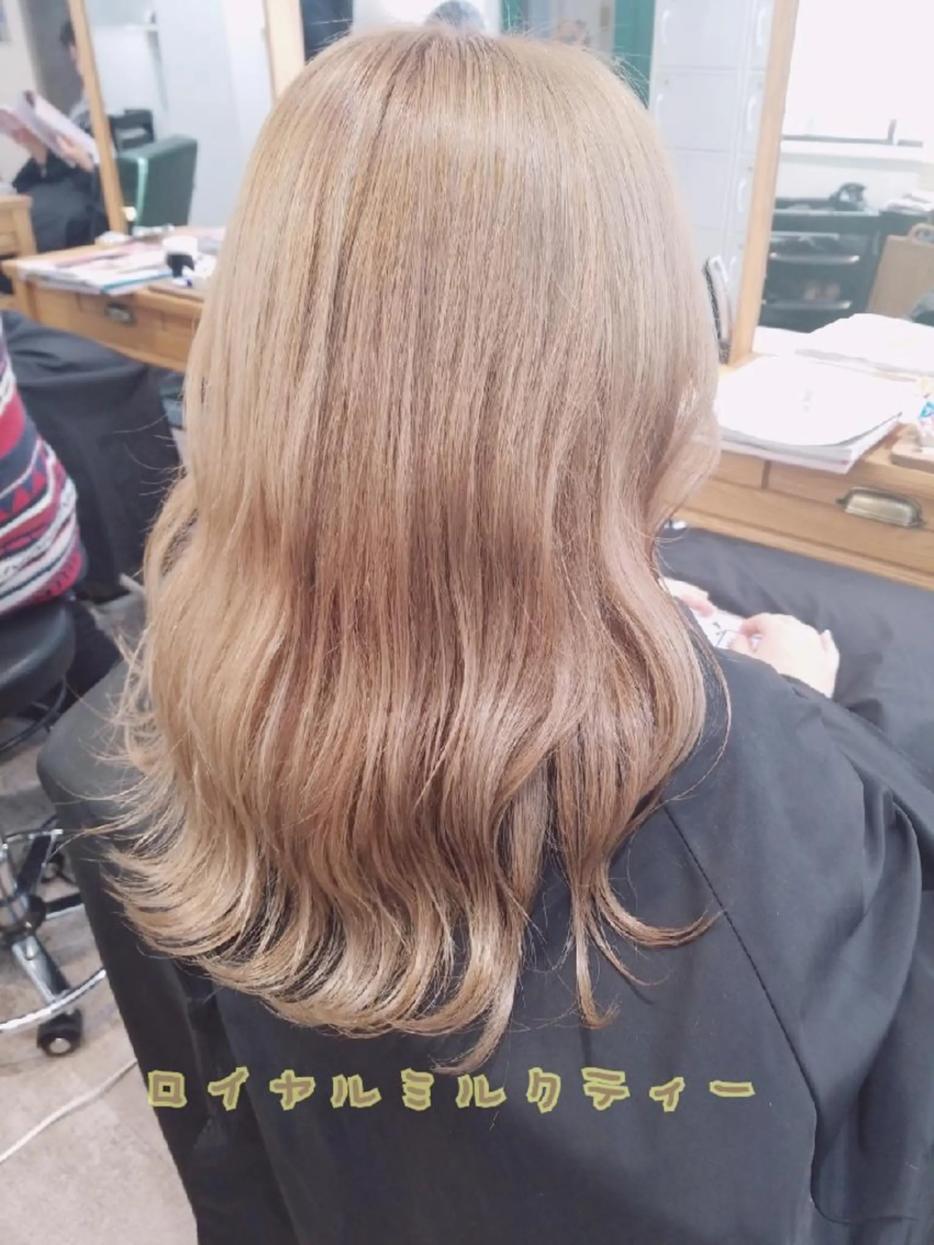 ロング カット ヘアカラー トリートメント すずき えりのヘアスタイル