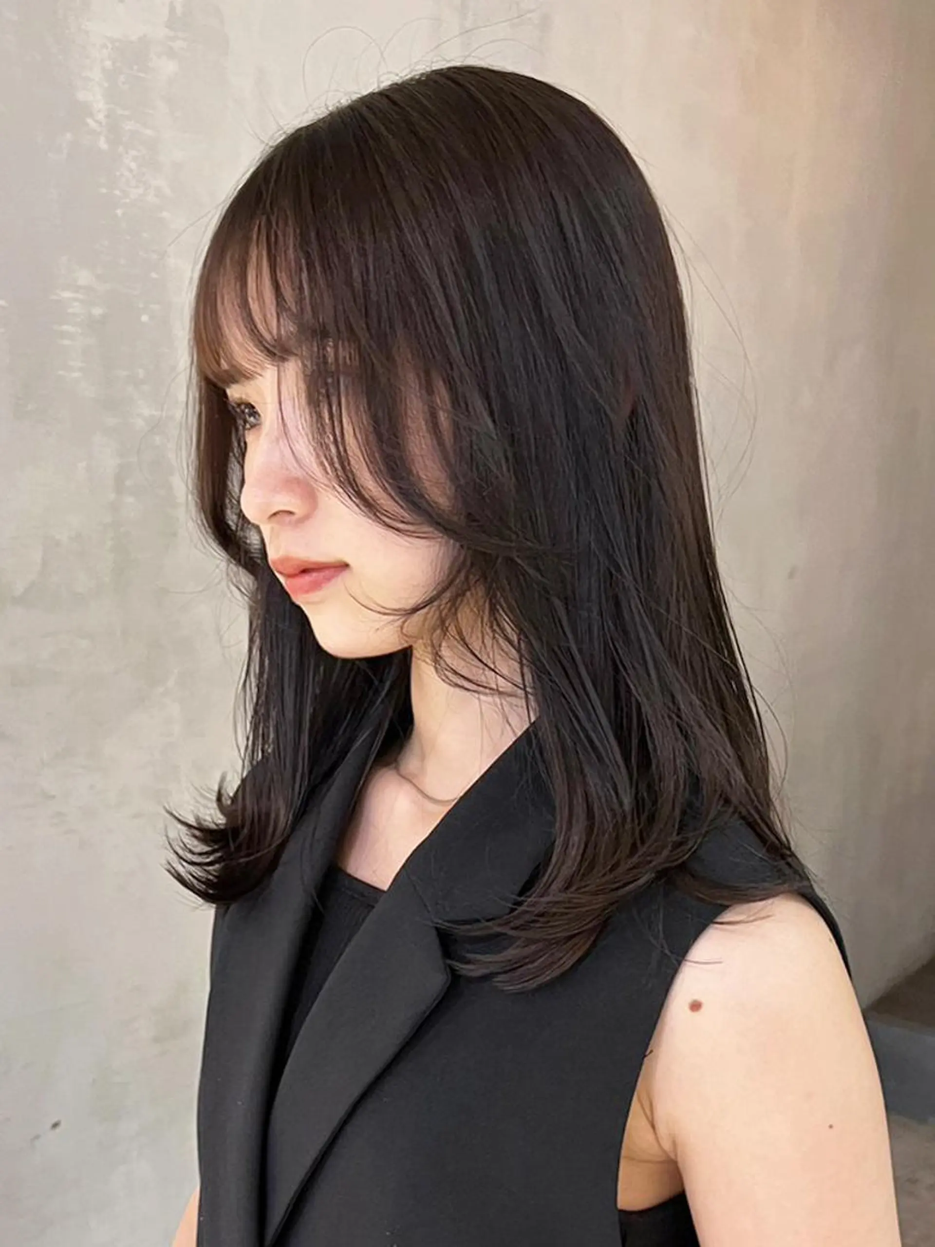 カラー ロング グレージュ ラベンダーカラー ラベンダーグレージュ ラベンダーグレー カット ヘアカラー トリートメント ITbyALBUM 中野店のヘアスタイル