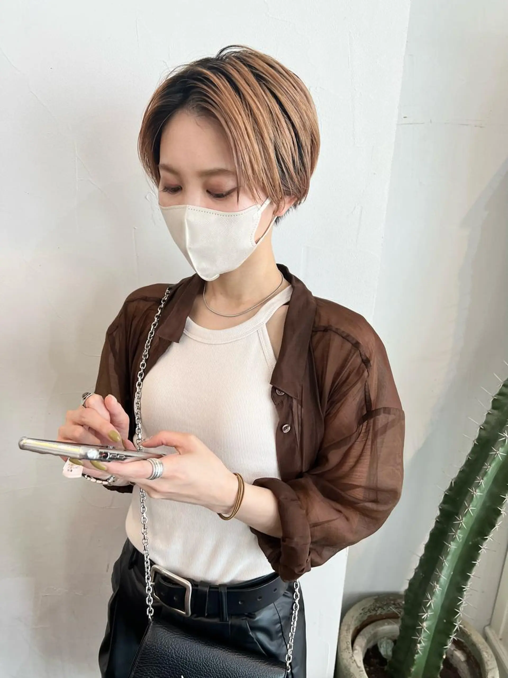 ショート カラー ハンサムショート ベージュカラー ブリーチ ショートヘア カット ヘアカラー 千葉 郁也のヘアスタイル