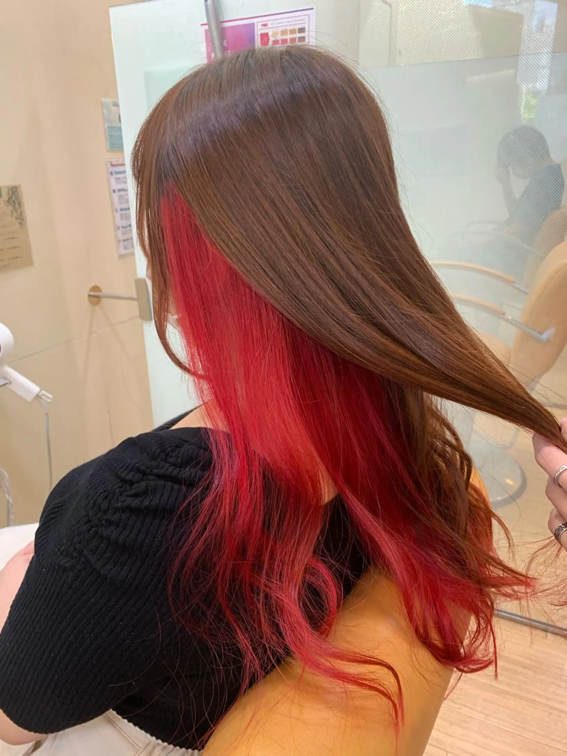 ロング カラー ブラウンカラー オレンジ オレンジブラウン レッドカラー カット ヘアカラー トリートメント 板倉 花連のヘアスタイル