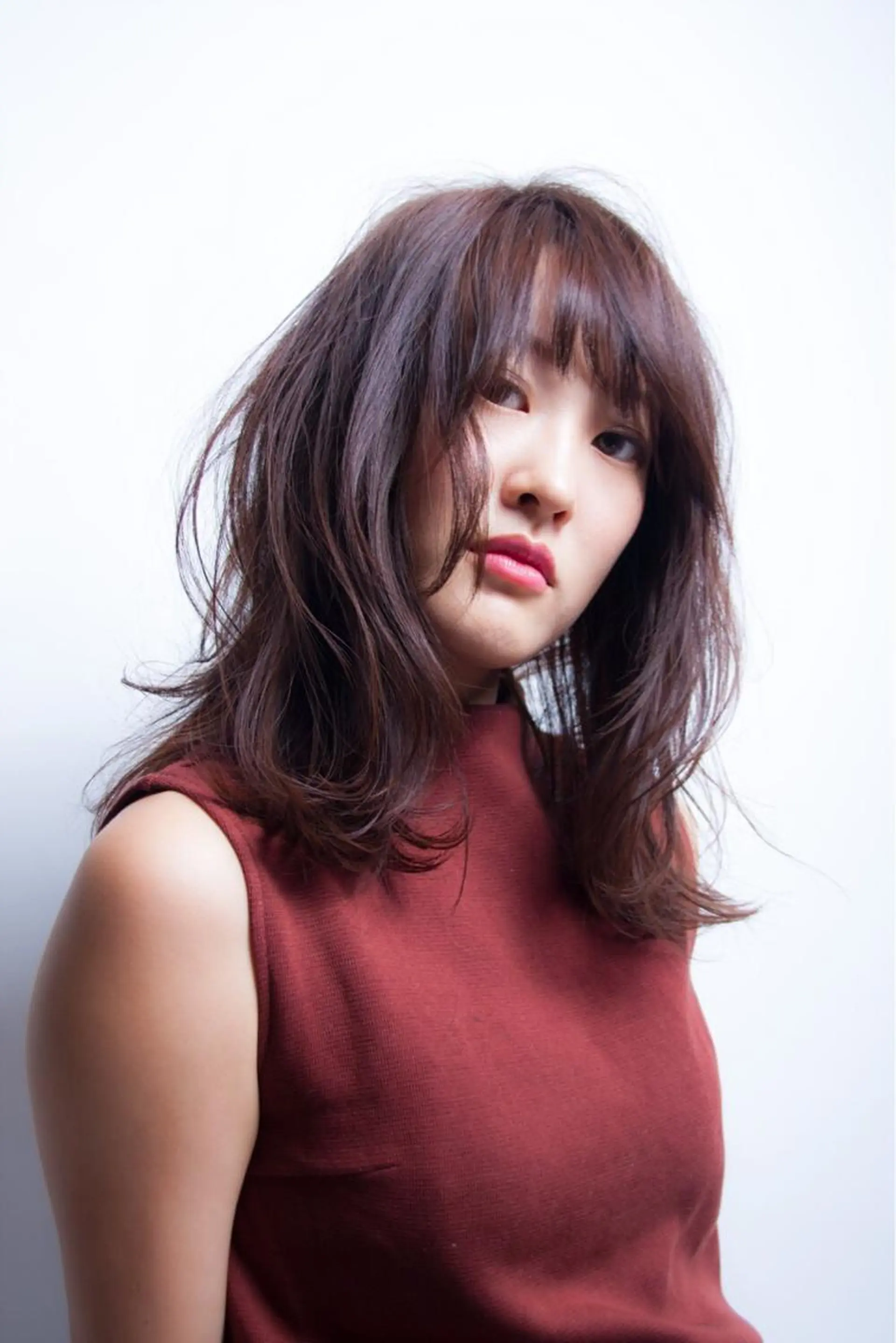 セミロング カラー RESBORN所属・長岡 大偉のヘアスタイル