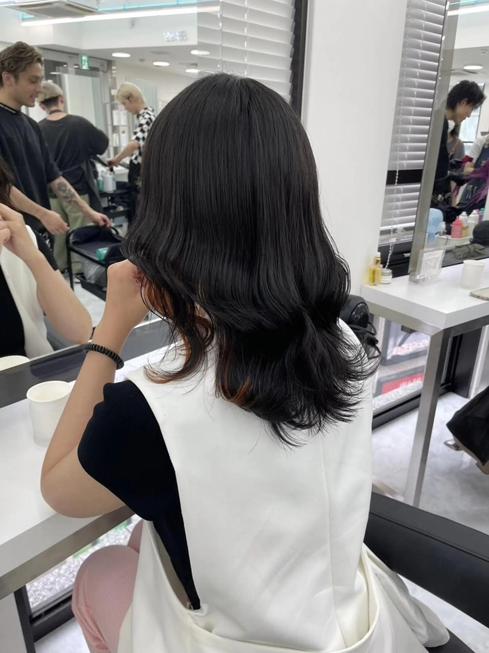 カラー 🇰🇷韓国っぽ 透明感🇰🇷胡海のヘアスタイル