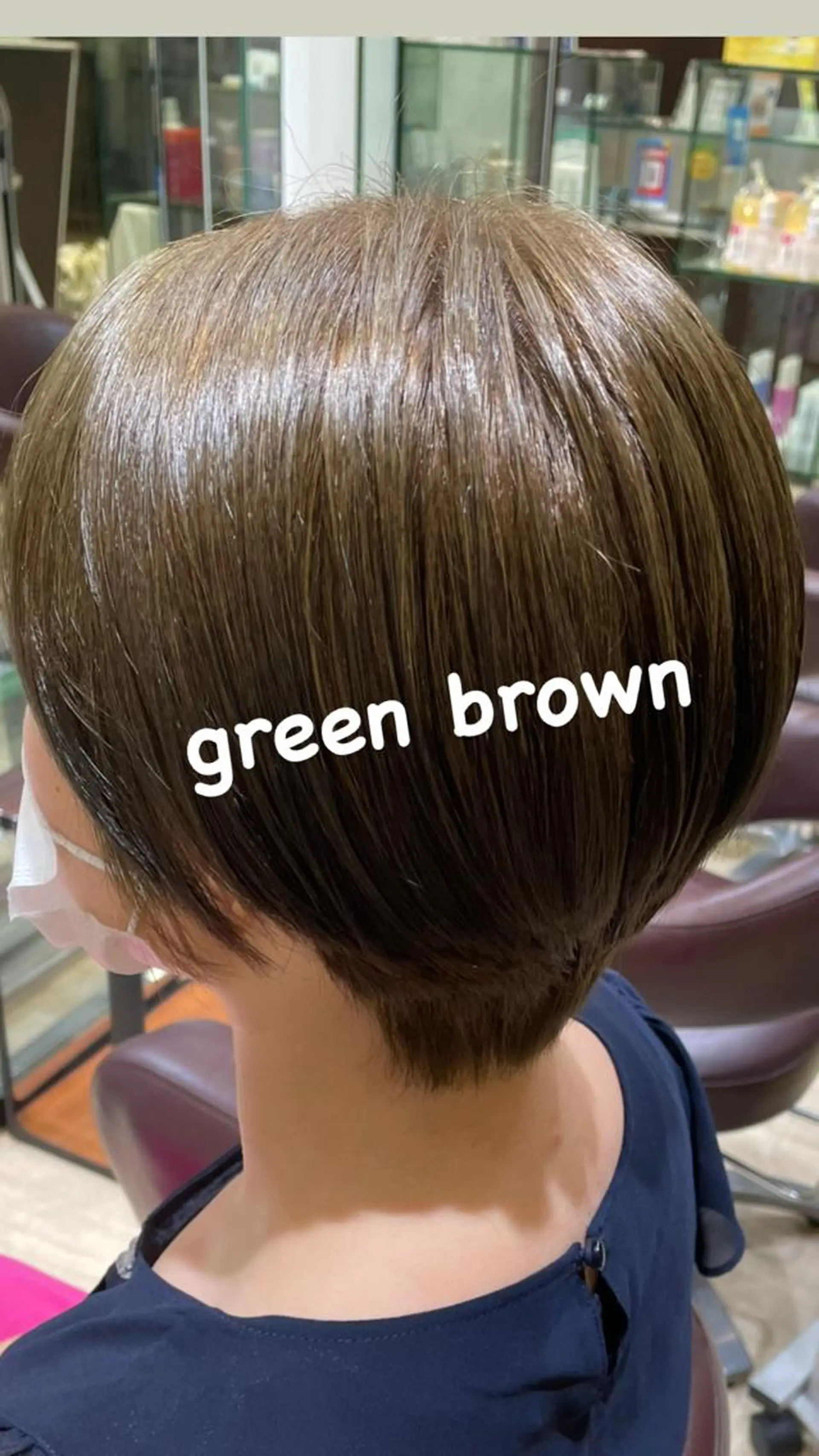 ショート カラー ハンサムショート ブリーチ ハイライトカラー ハイトーンカラー インナーカラー 新宿　副店長 新井彩斗のヘアスタイル