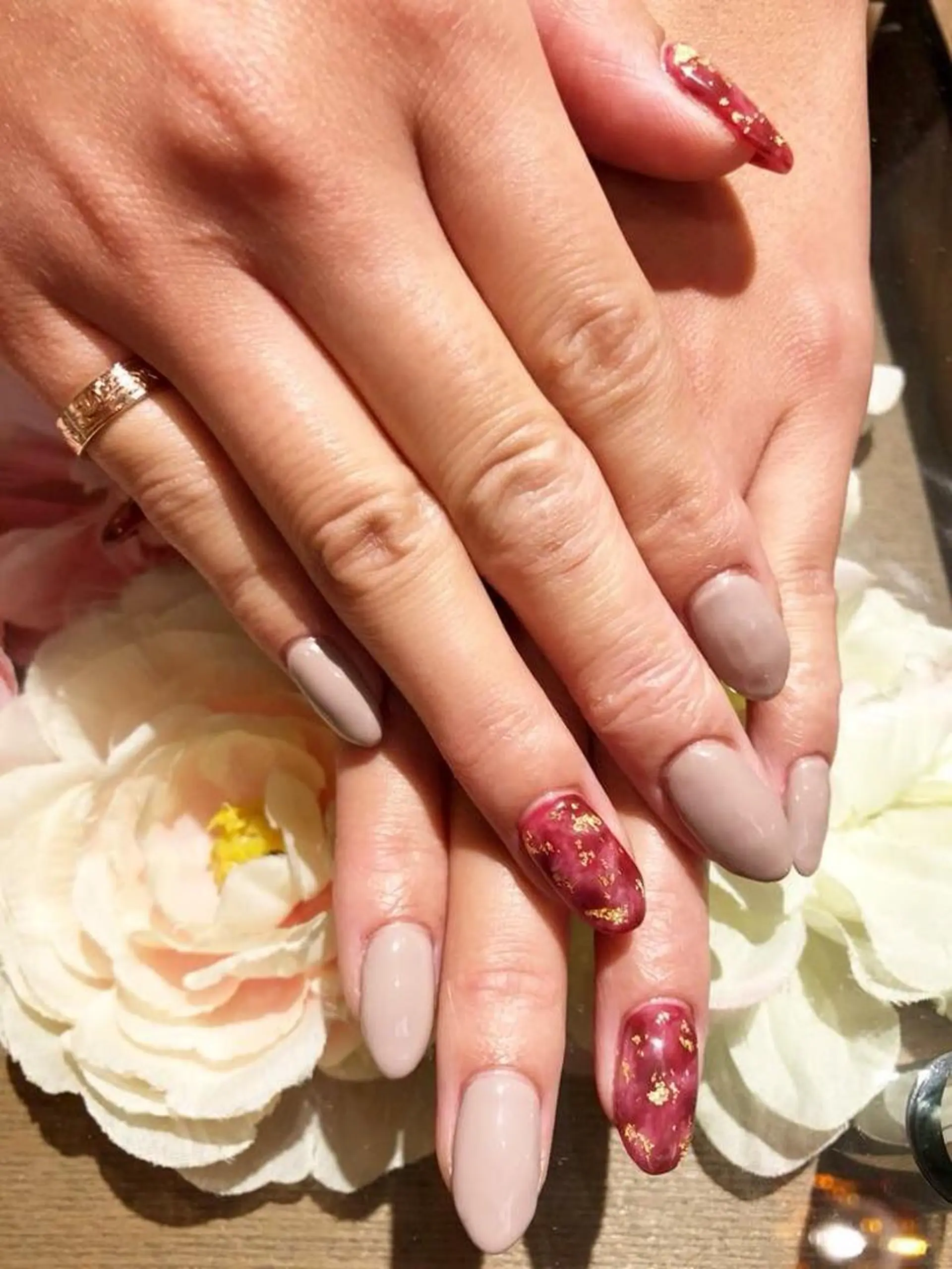 ネイル べっ甲ネイル 赤色 jamspark ✨のネイルデザイン