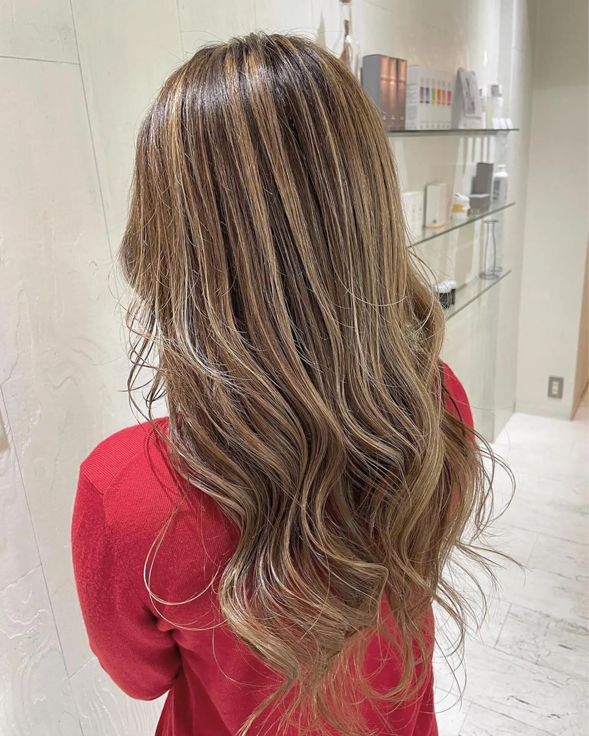 ロング カラー アッシュ ベージュカラー ハイライトカラー ミルキーベージュ 外国人風カラー ヘアカラー トリートメント 河合秀明/ショート /ボブ/レイヤーのヘアスタイル