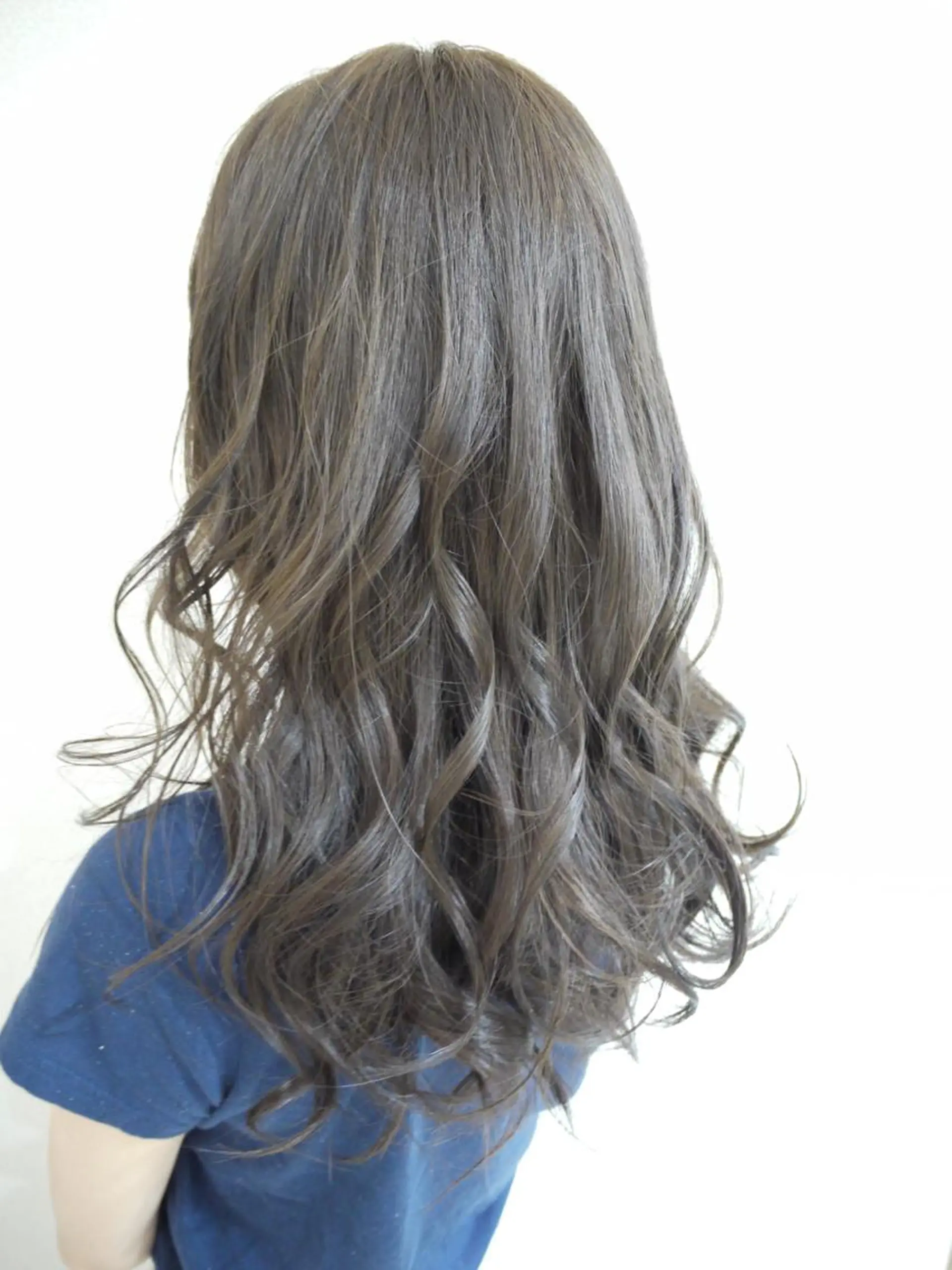 セミロング カラー 透明感カラー 外国人風カラー jolie amieのヘアスタイル