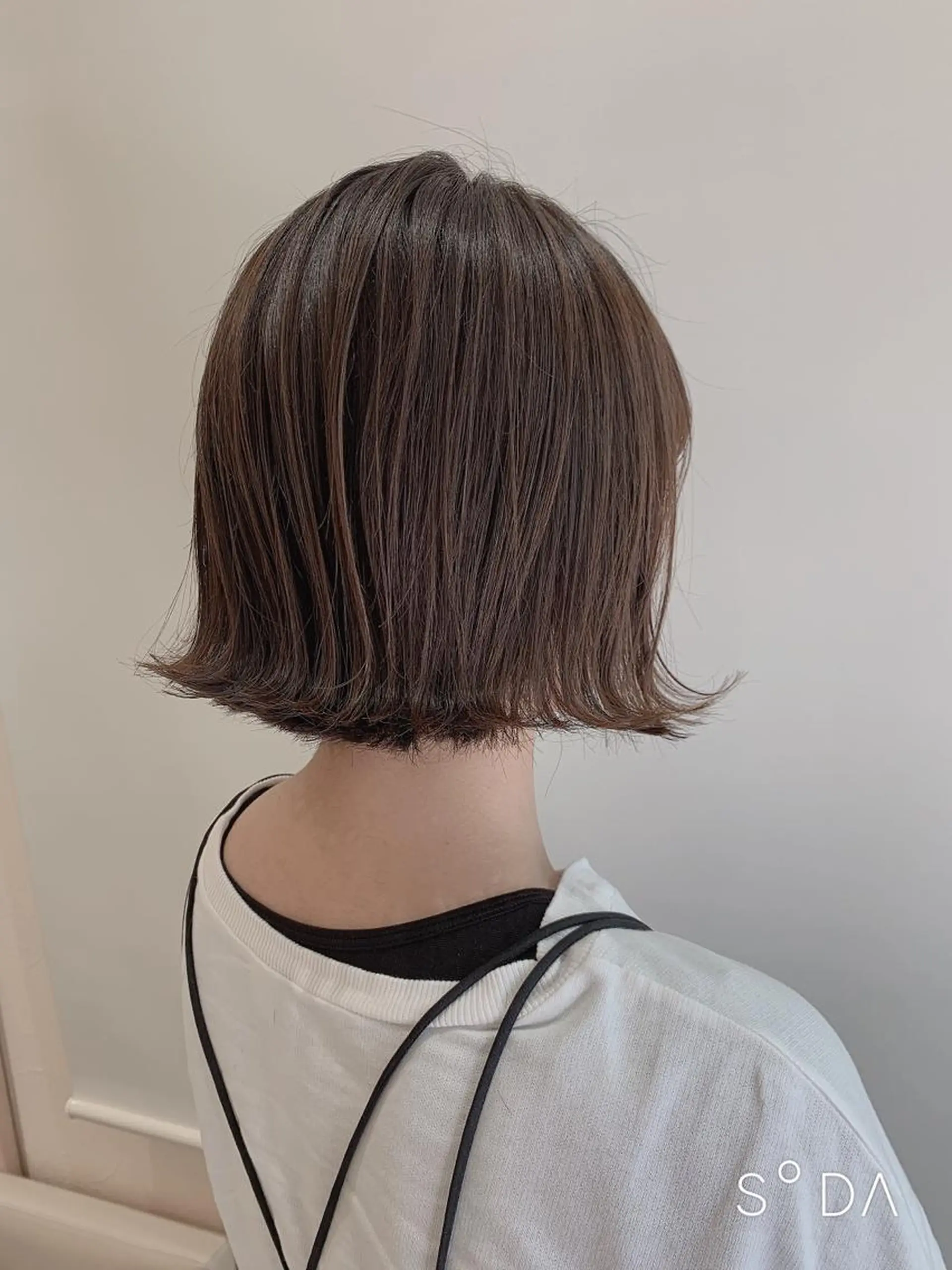 ショート カラー カット 店長ハイトーンカラー 柞山史奈のヘアスタイル