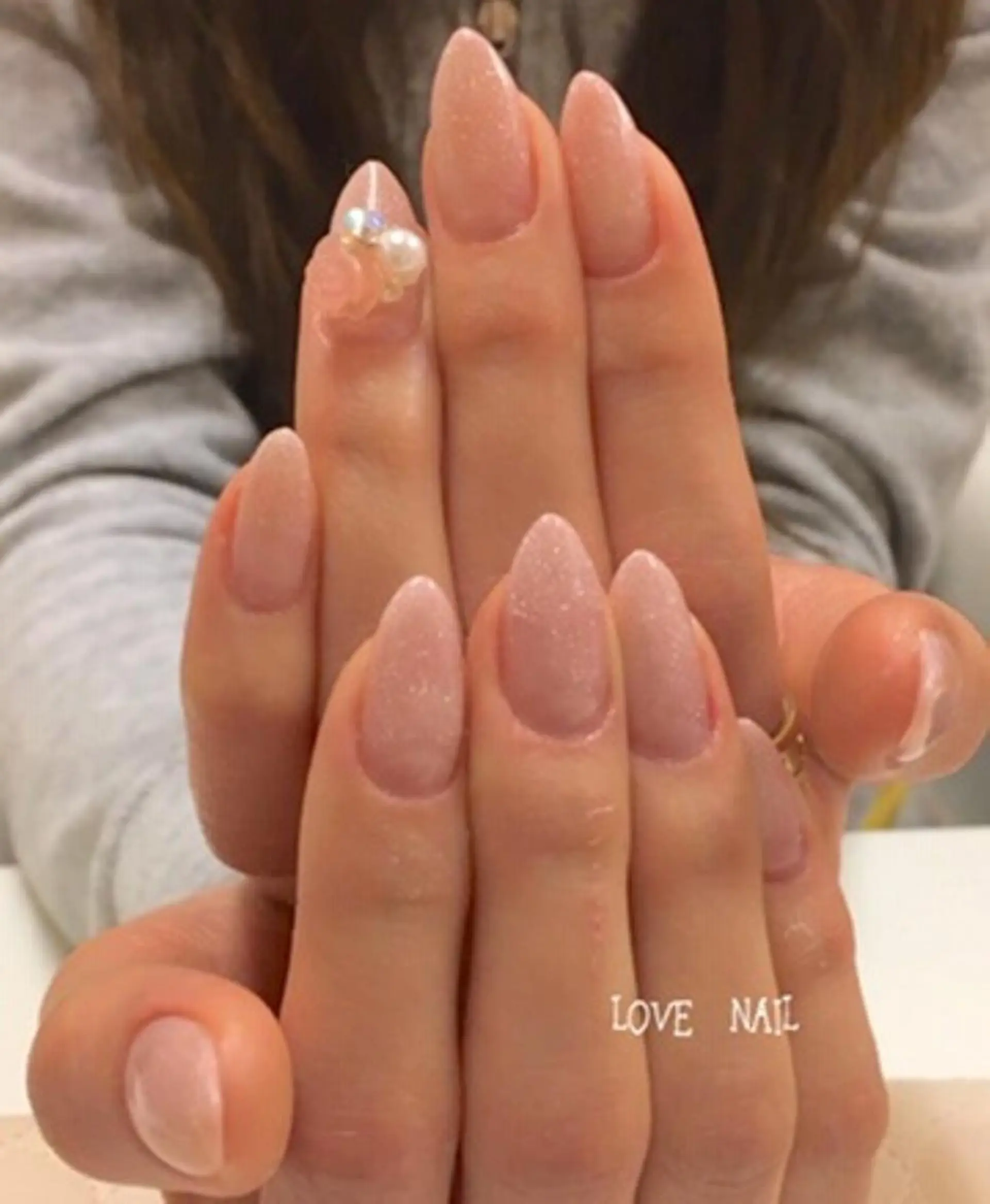 ネイル グラデーション ラメ(グリッター) ラメグラデーション スカルプネイル LOVE NAIL 💕Sonoのネイルデザイン