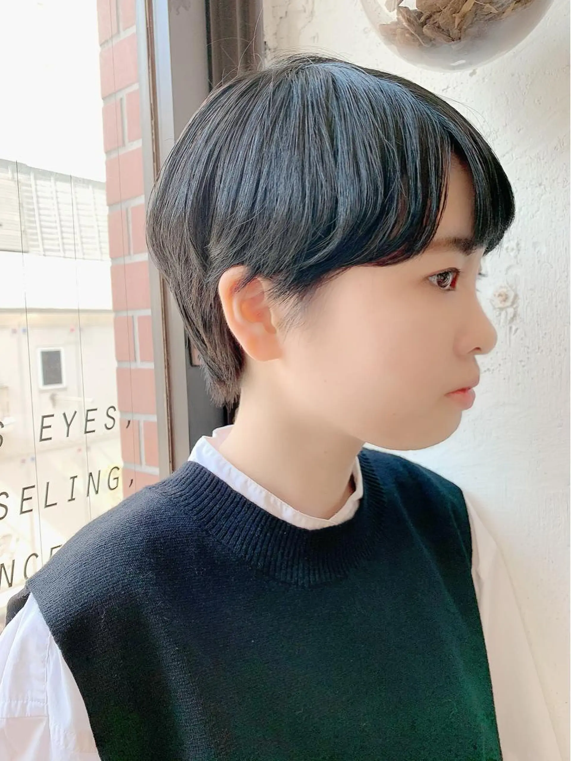 ショート カラー 黒髪 ブルーカラー ブルーブラック ショートヘア カット ヘアカラー 💛丁寧さNo.🥇 🧸片山智裕💛のヘアスタイル
