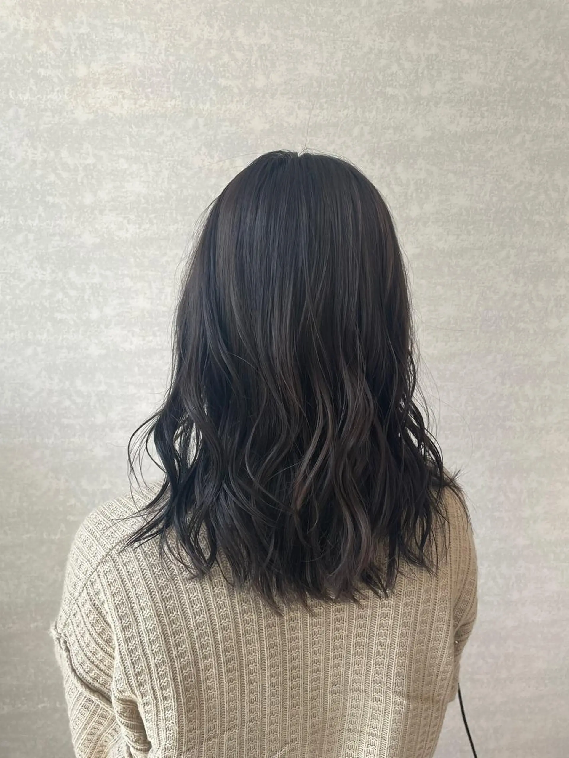 セミロング カラー ご新規様限定クーポン あります　桂口　烈闘のヘアスタイル