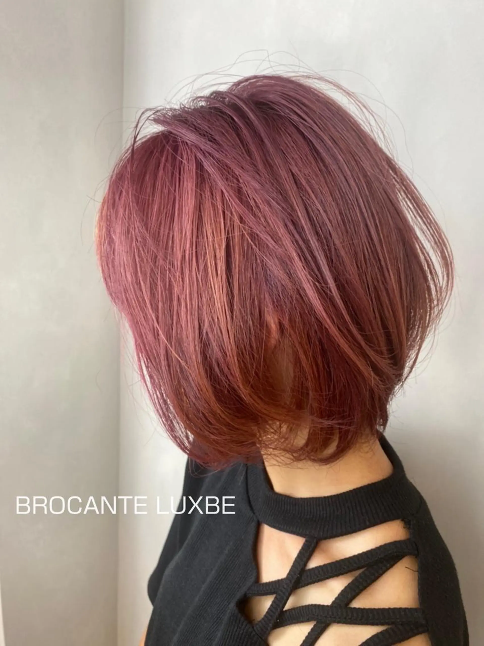 ショート カラー ショートボブ ピンクカラー ボブ ショートヘア ヘアカラー トリートメント BROCANTE✂︎ karasawa.nのヘアスタイル