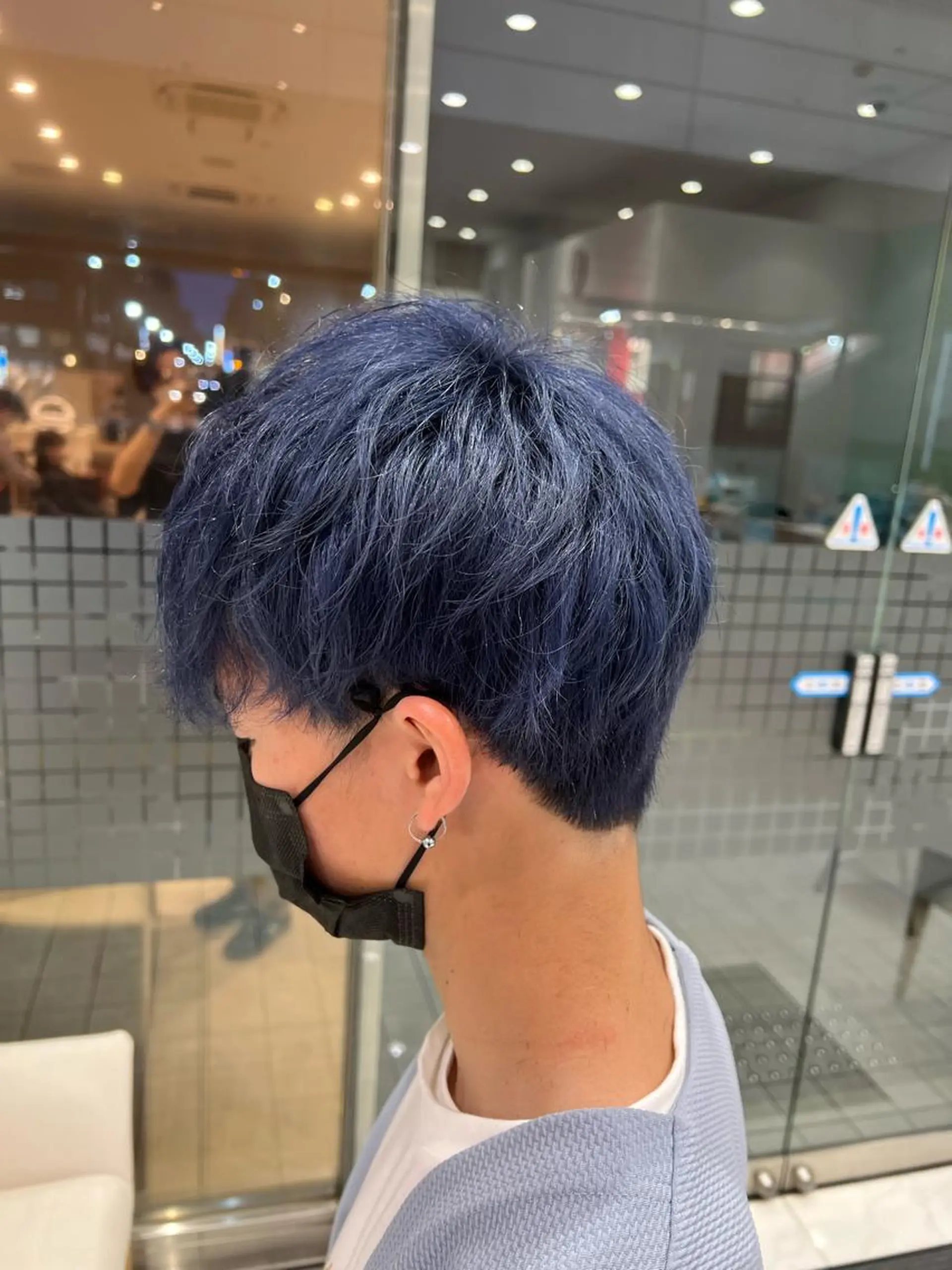 ショート メンズ/ブリーチ/ スパイキーのヘアスタイル
