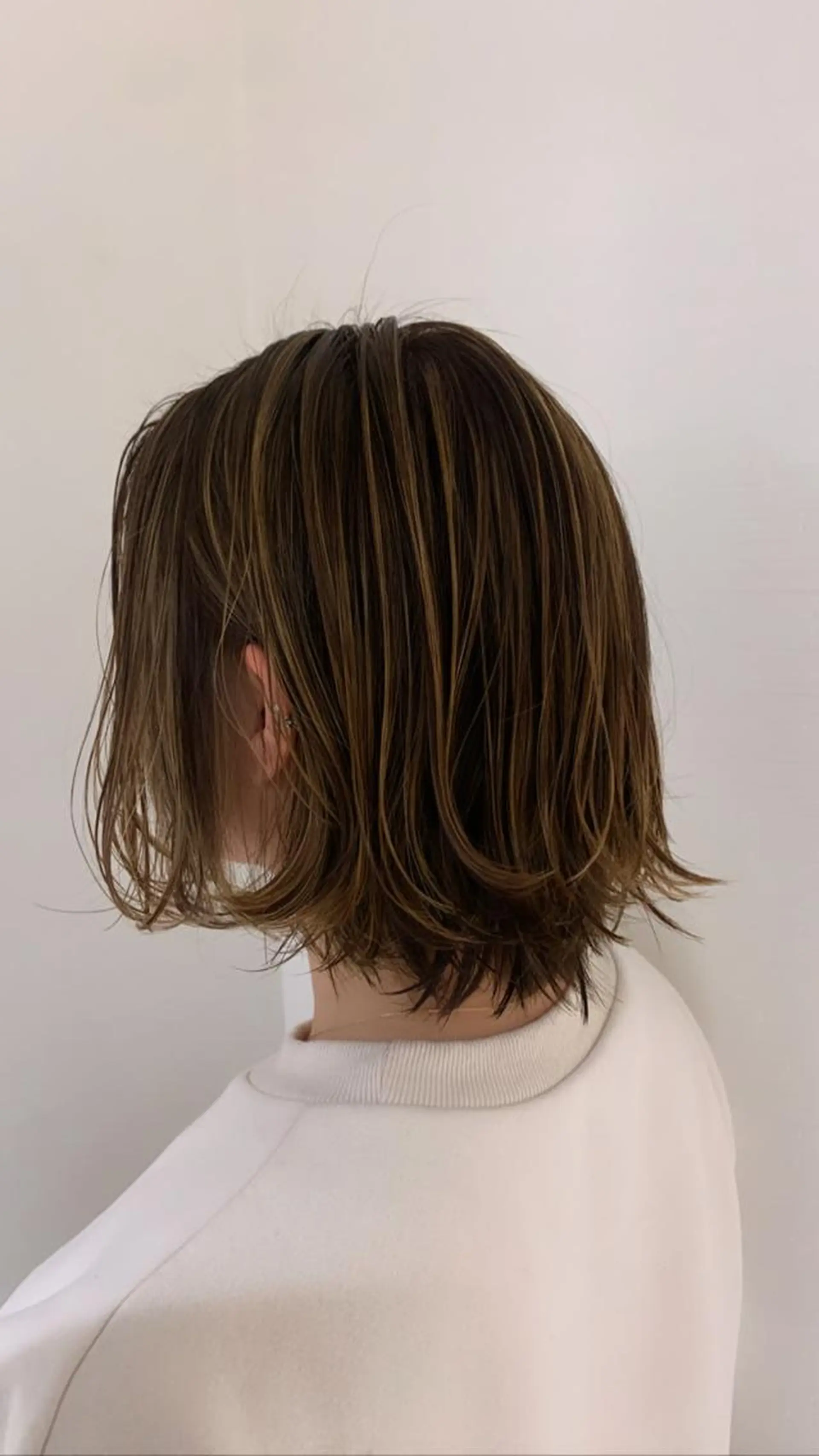 ショート カラー バレイヤージュ グラデーションカラー レイヤーカット ヘアカラー トリートメント ✨髪のソムリエ✨ 岩川和生（店長）🦄のヘアスタイル