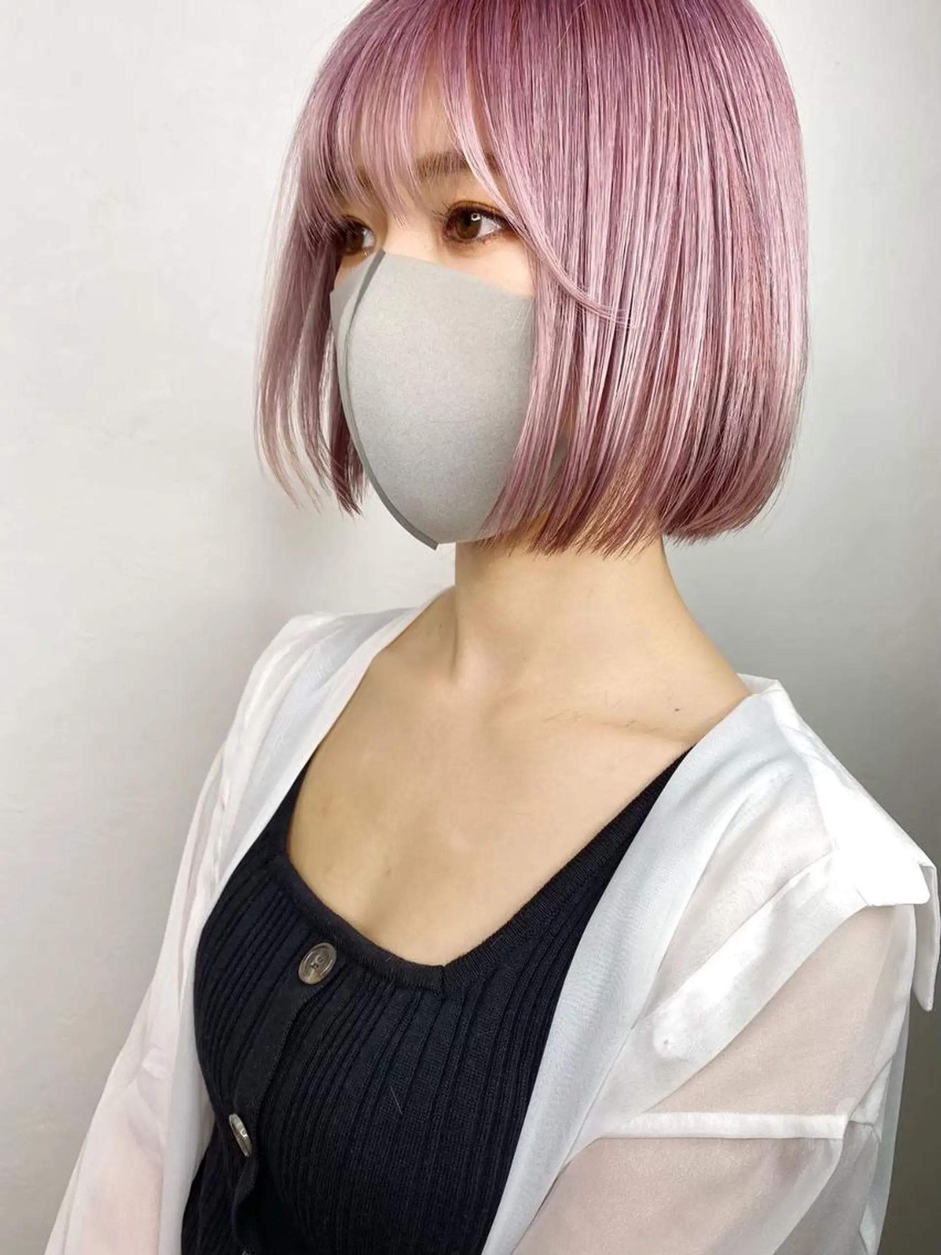 カラー アディクシーカラー バレイヤージュ 黒髪 ブリーチ ダブルカラー カット ヘアカラー トリートメント ＿WHITE鳳店 アンダーバーホワイトのヘアスタイル
