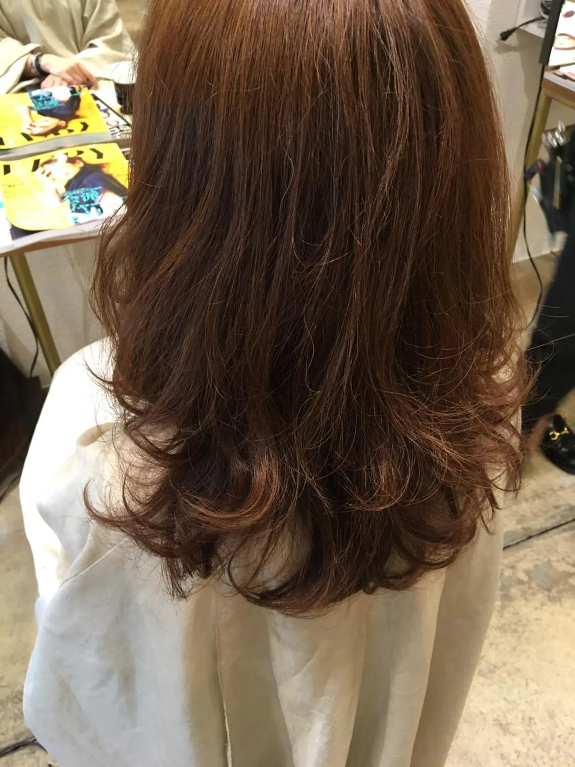 ミディアム waves所属・波川 幸功のヘアスタイル