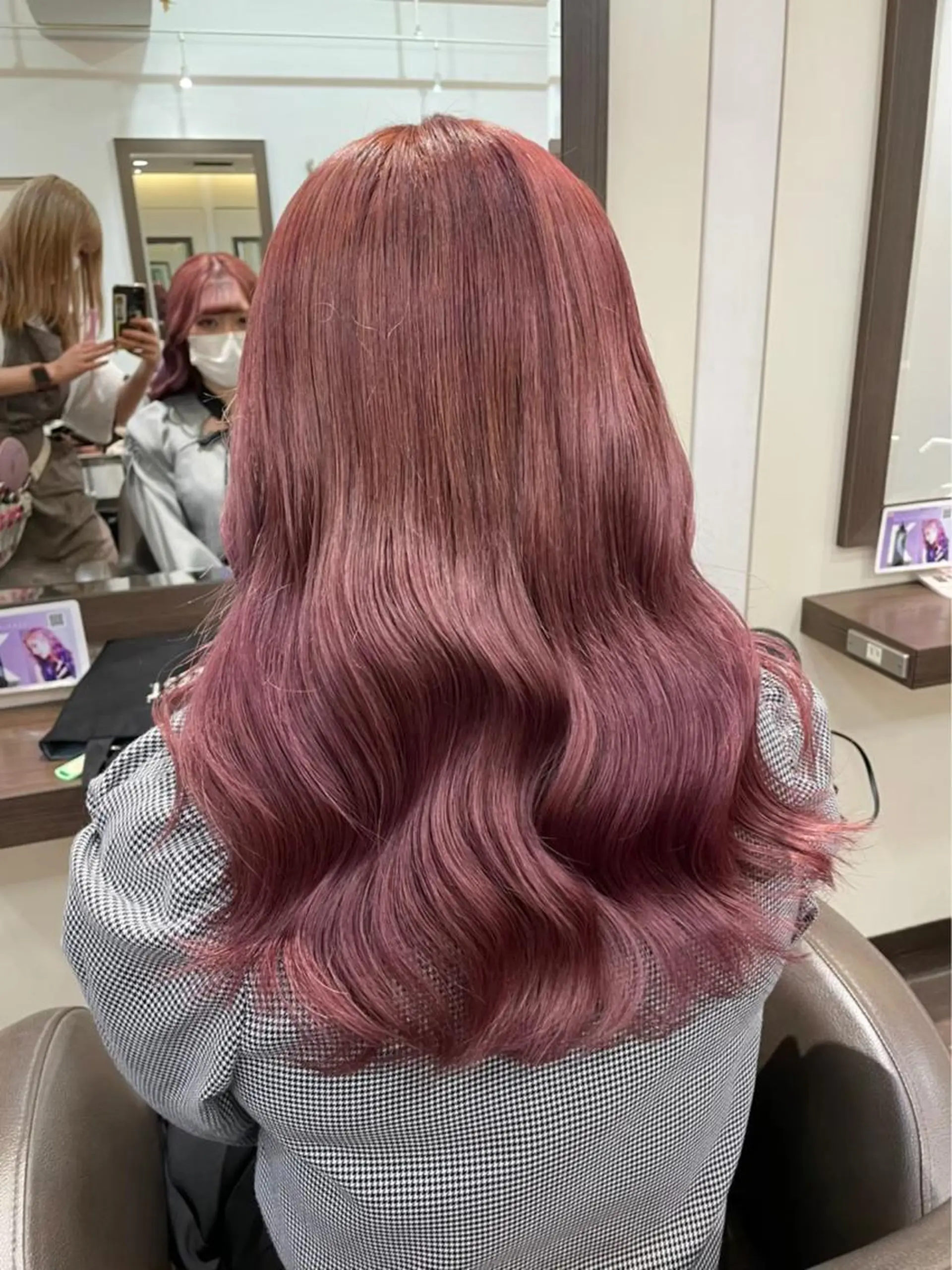 ロング カラー ベージュカラー 黒髪 ブリーチ ブルーカラー ブルーブラック 酸性ストレート 🤍🎀honokaのヘアスタイル