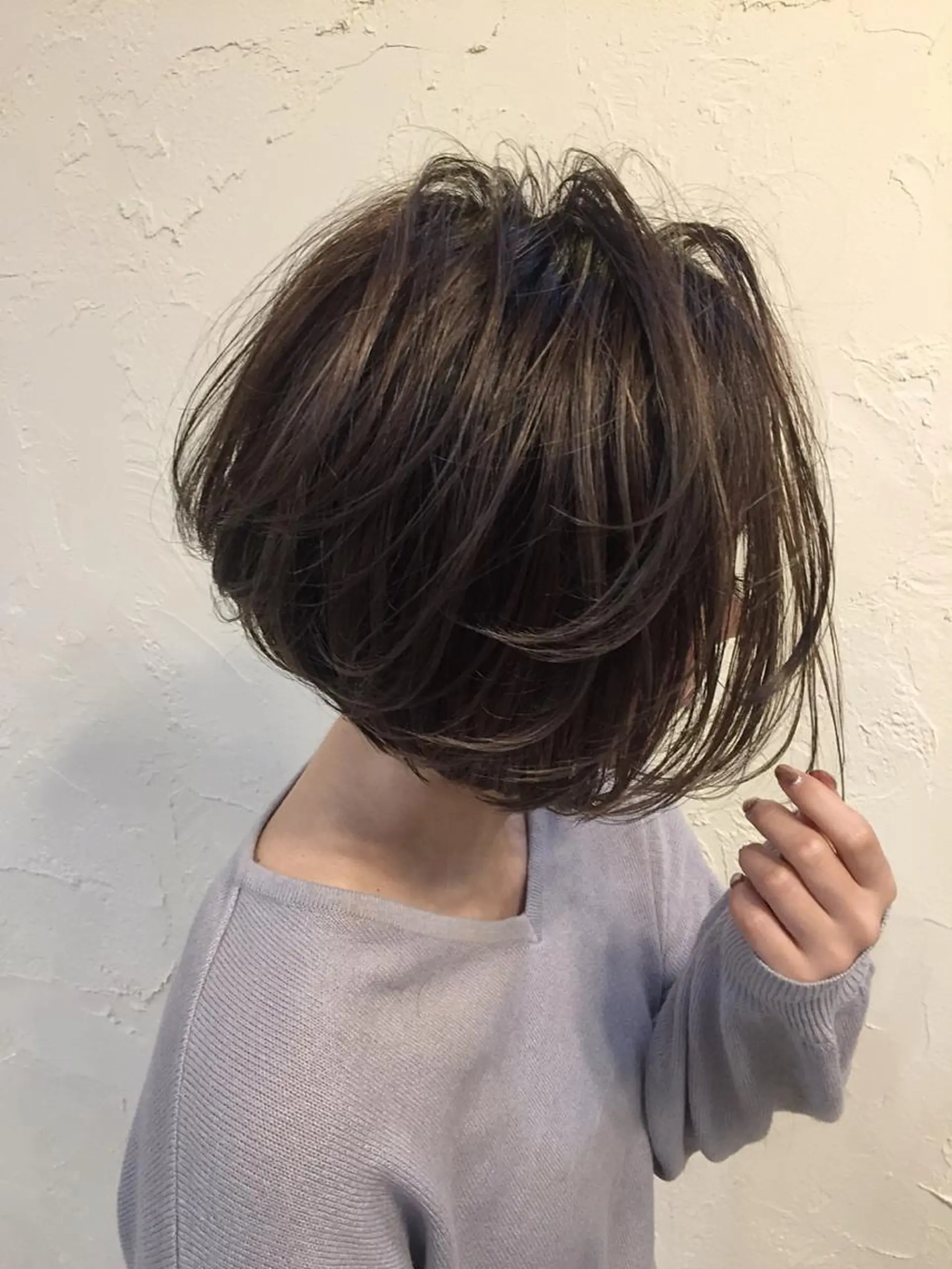 ショート カラー 韓国レイヤー外国人風 透明感カラー髪質改善のヘアスタイル