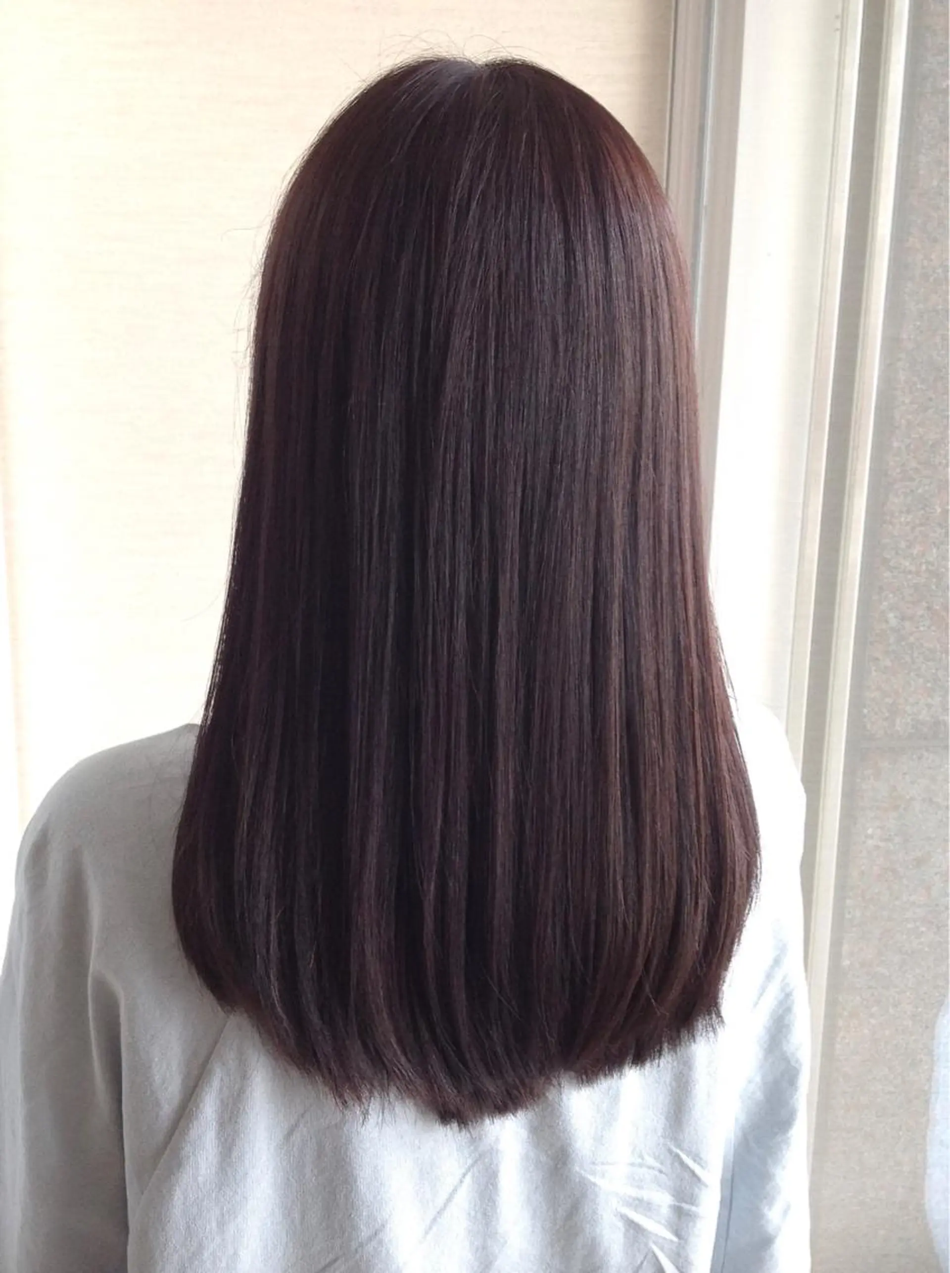 ロング カラー アッシュ ボルドーカラー 透明感カラー イルミナカラー エイジングケア特化 美容師✂️山崎竜二のヘアスタイル