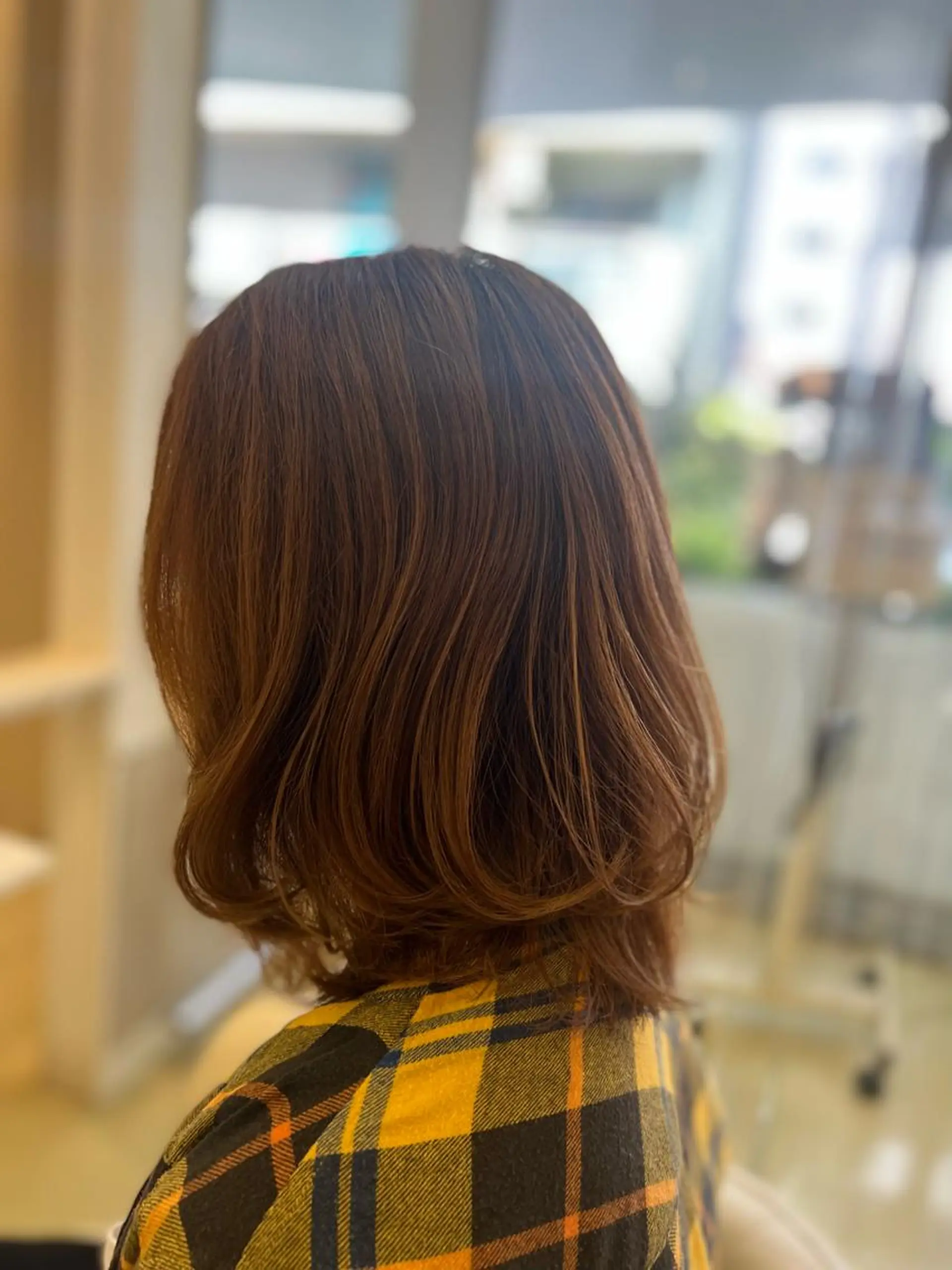 ミディアム カット 大西 七海のヘアスタイル