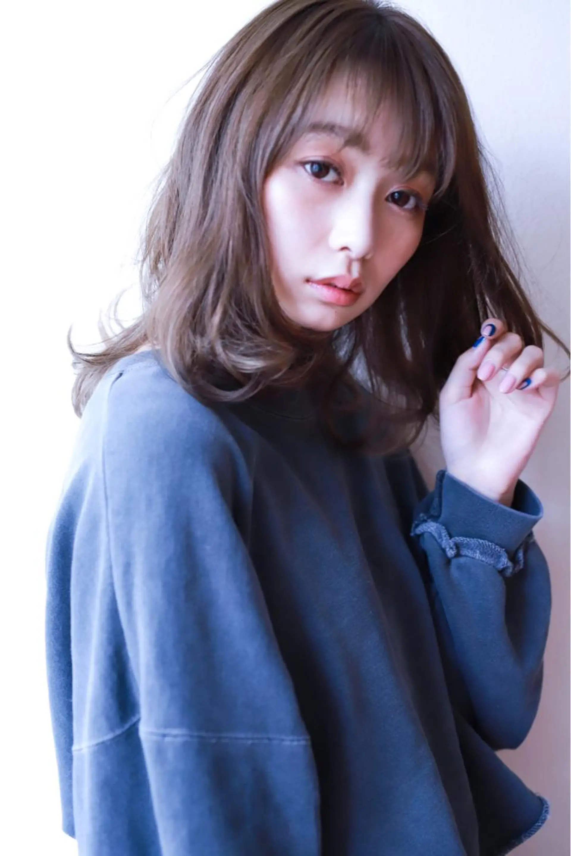 ミディアム カラー ネイル マツエク・マツパ アイブロウ カット ヘアカラー トリートメント ヘッドスパ Chic シックのその他イメージ