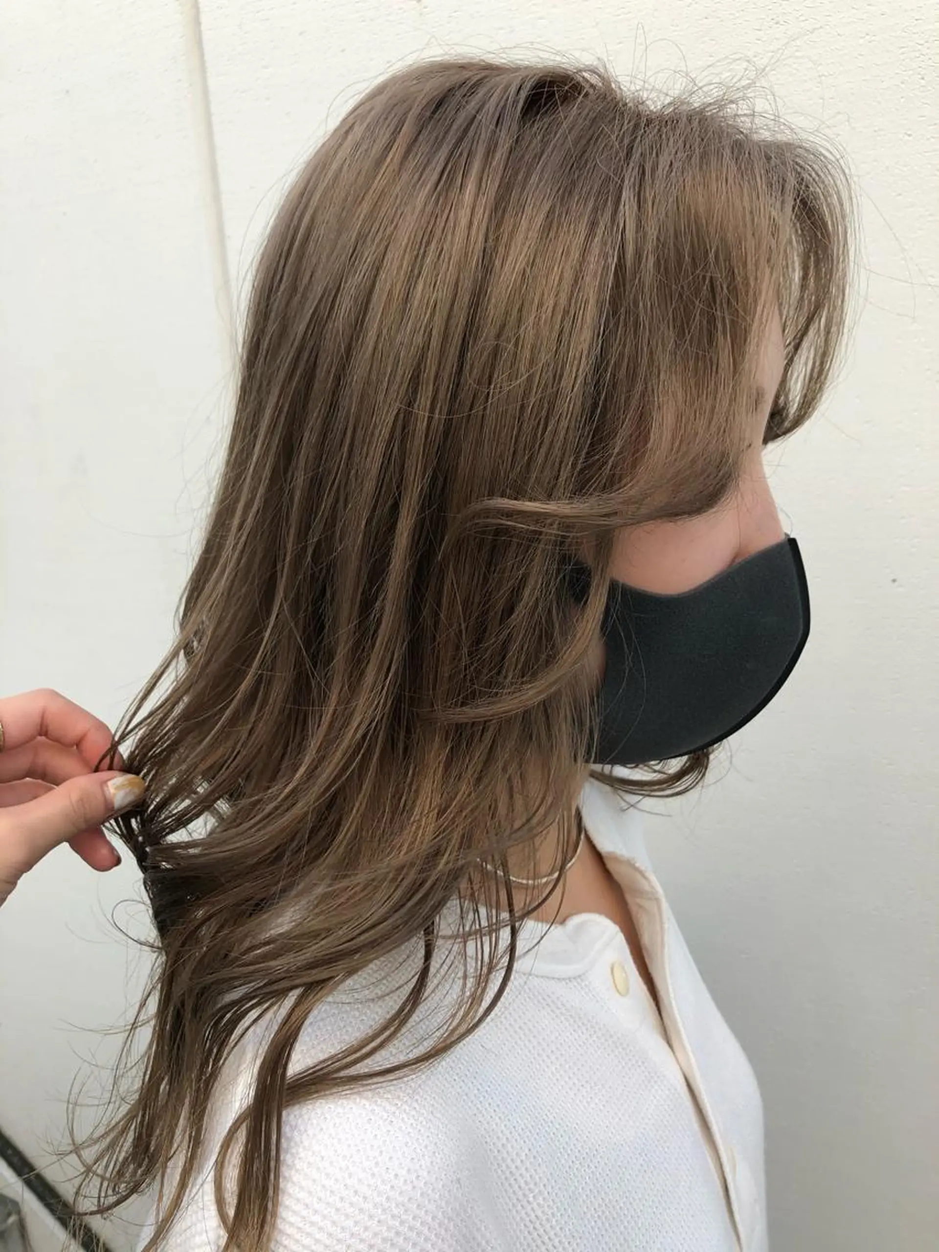 ロング 学生 パーソナルカラー 藤本夢のヘアスタイル