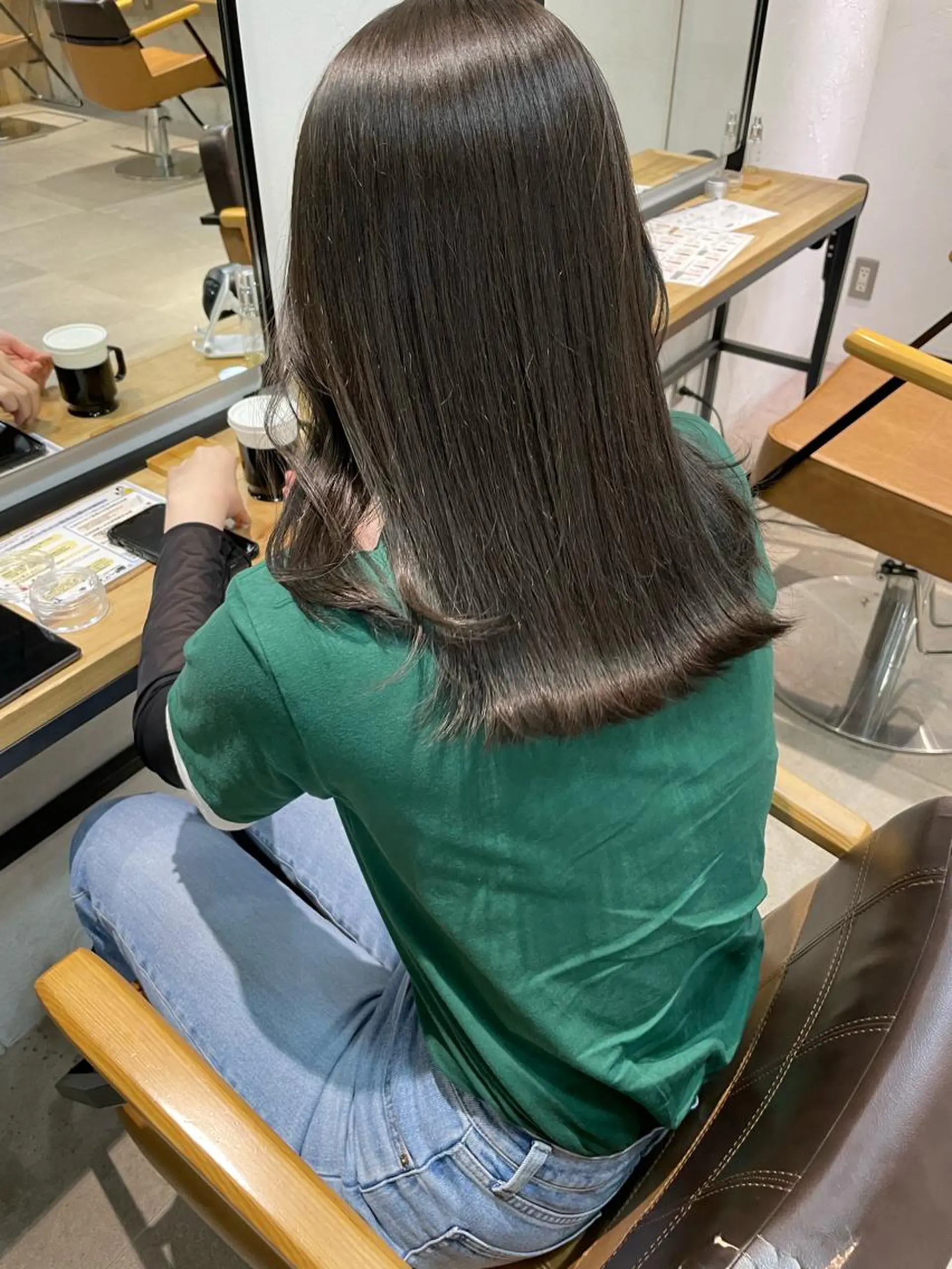 セミロング カラー ヘアアレンジ カット 縮毛矯正 林 隆平のヘアスタイル
