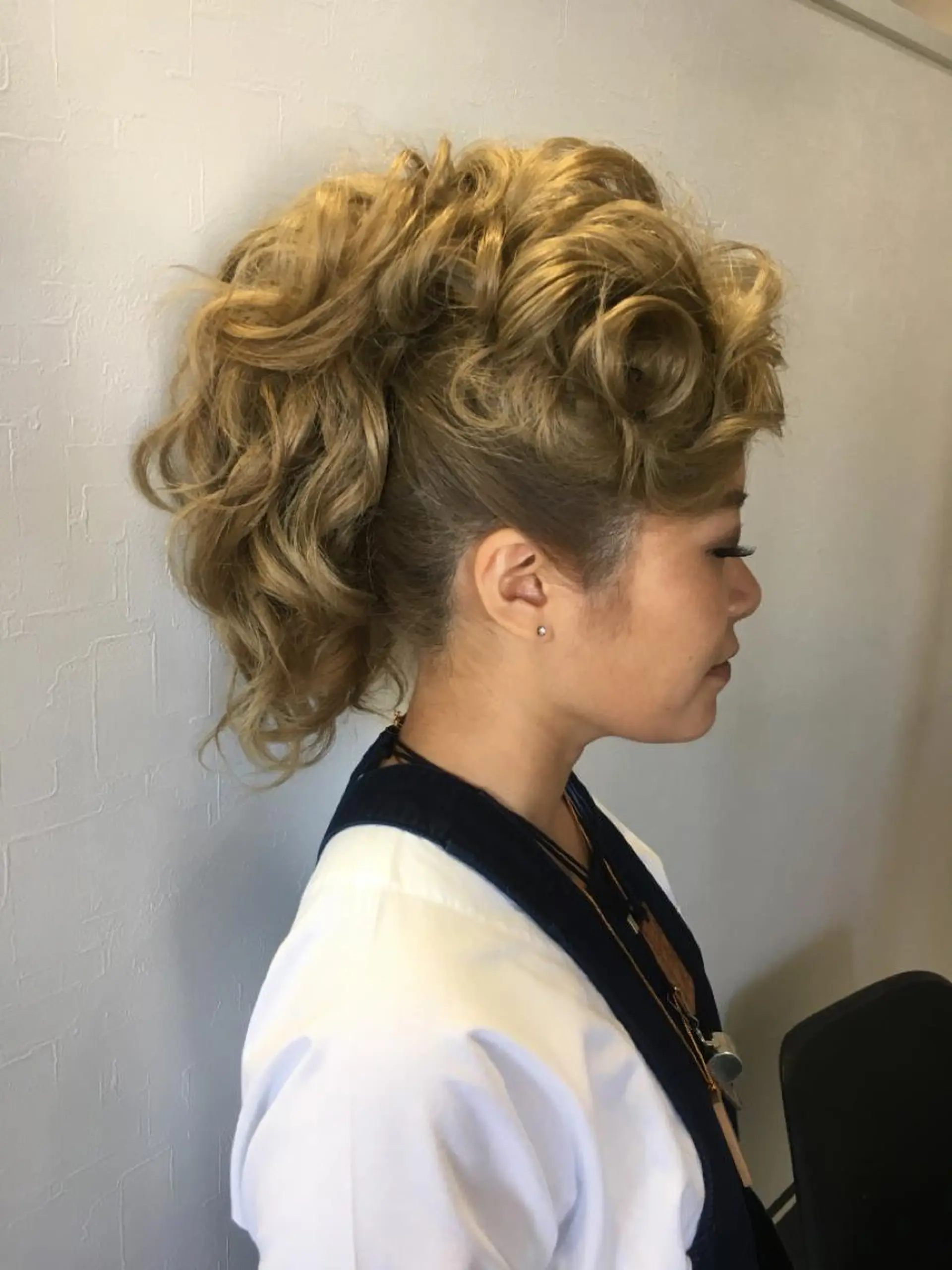 セミロング UNDER vr 【アンダーバー】のヘアスタイル