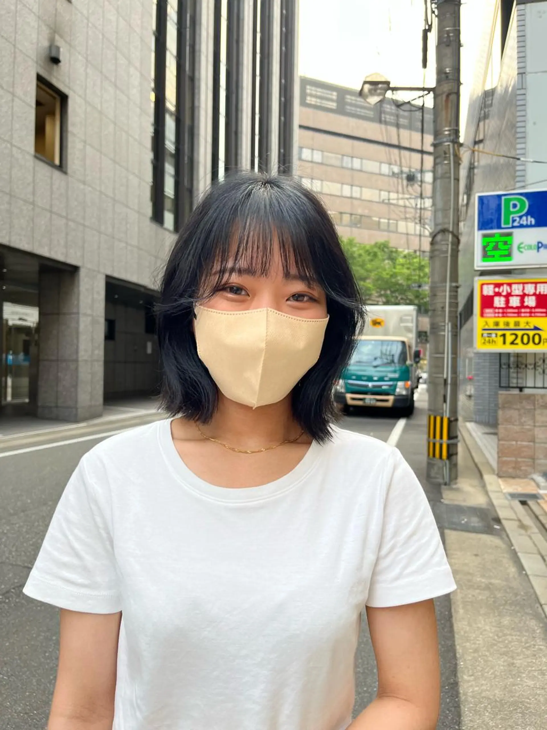 カラー こまつばらみお/レイ ヤー/ダブルカラーのヘアスタイル