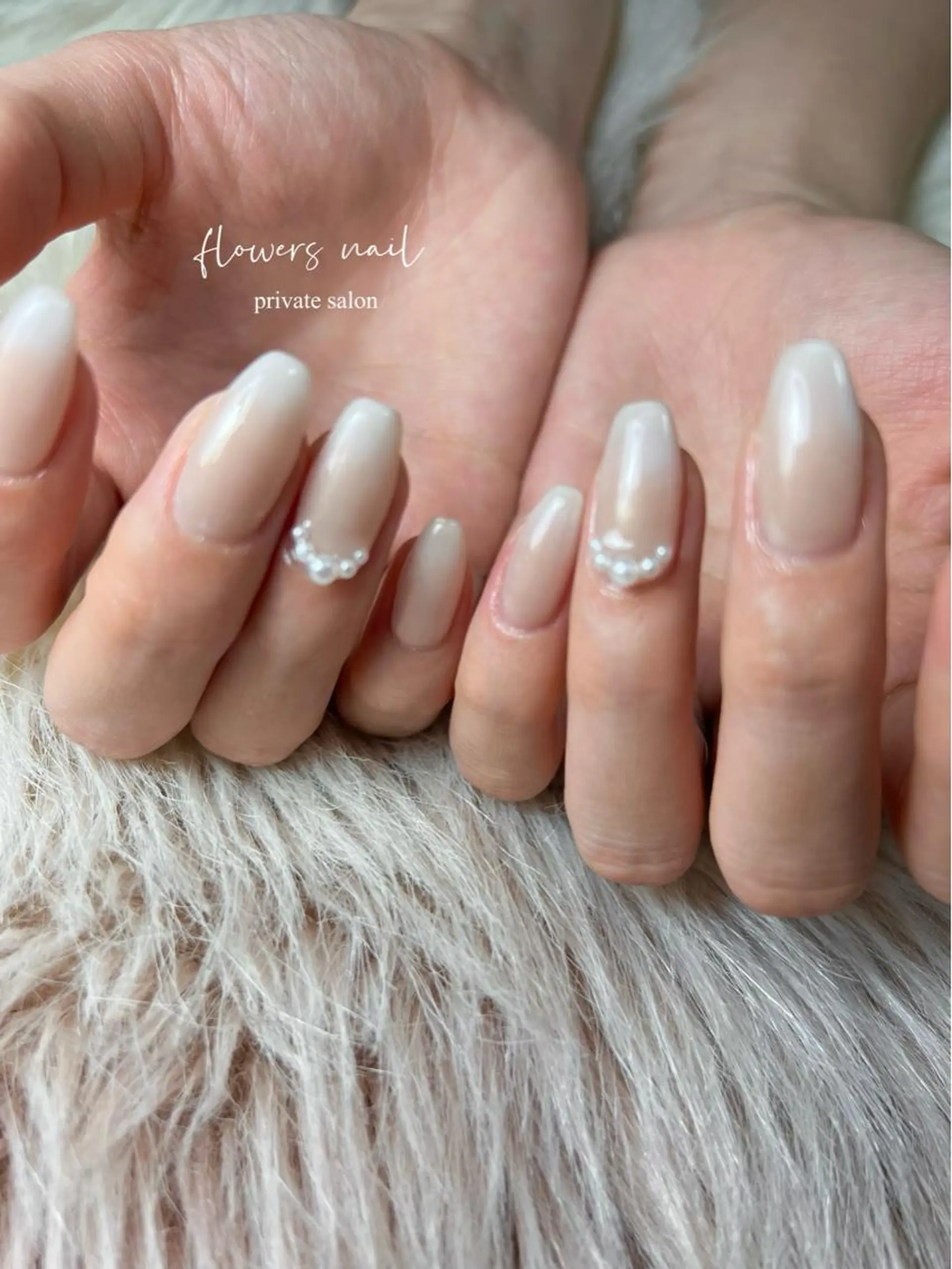 ネイル ジェルネイル グラデーション 持ち込み パラジェル シンプルネイル flowers nailのネイルデザイン