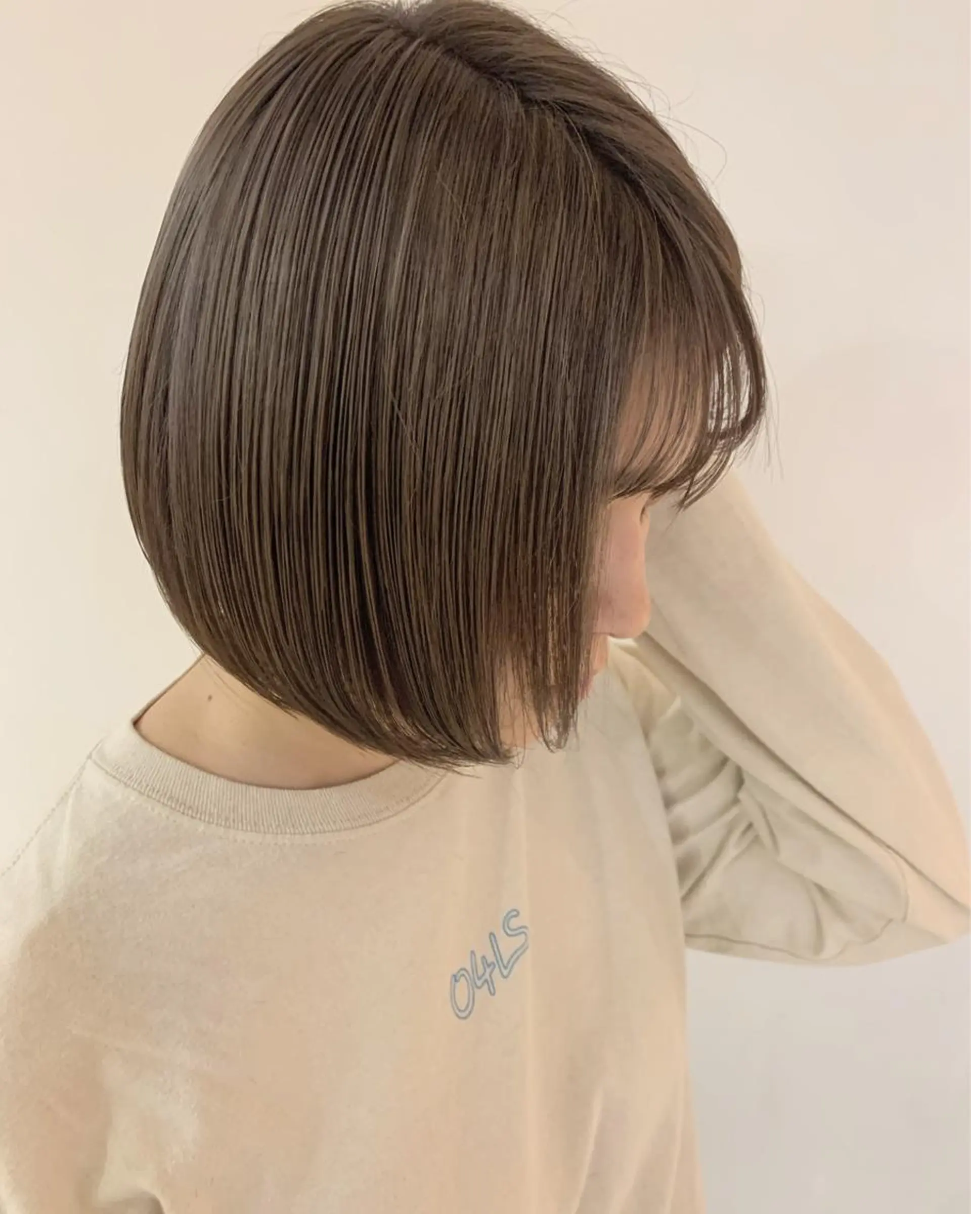 ショート カット ヘアカラー トリートメント 菅原リキヤ くびれレイヤーヘアのヘアスタイル