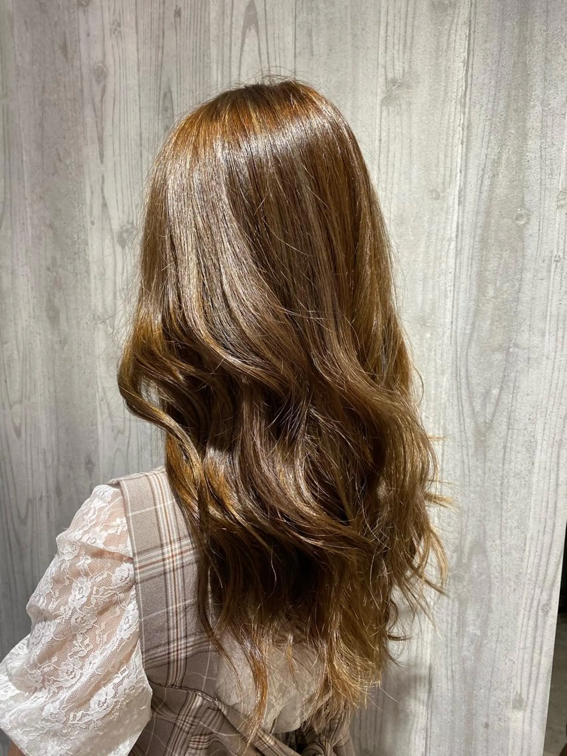 ロング カラー ベージュカラー ハイライトカラー ハイライト ロング Renatus店長 金子裕美のヘアスタイル