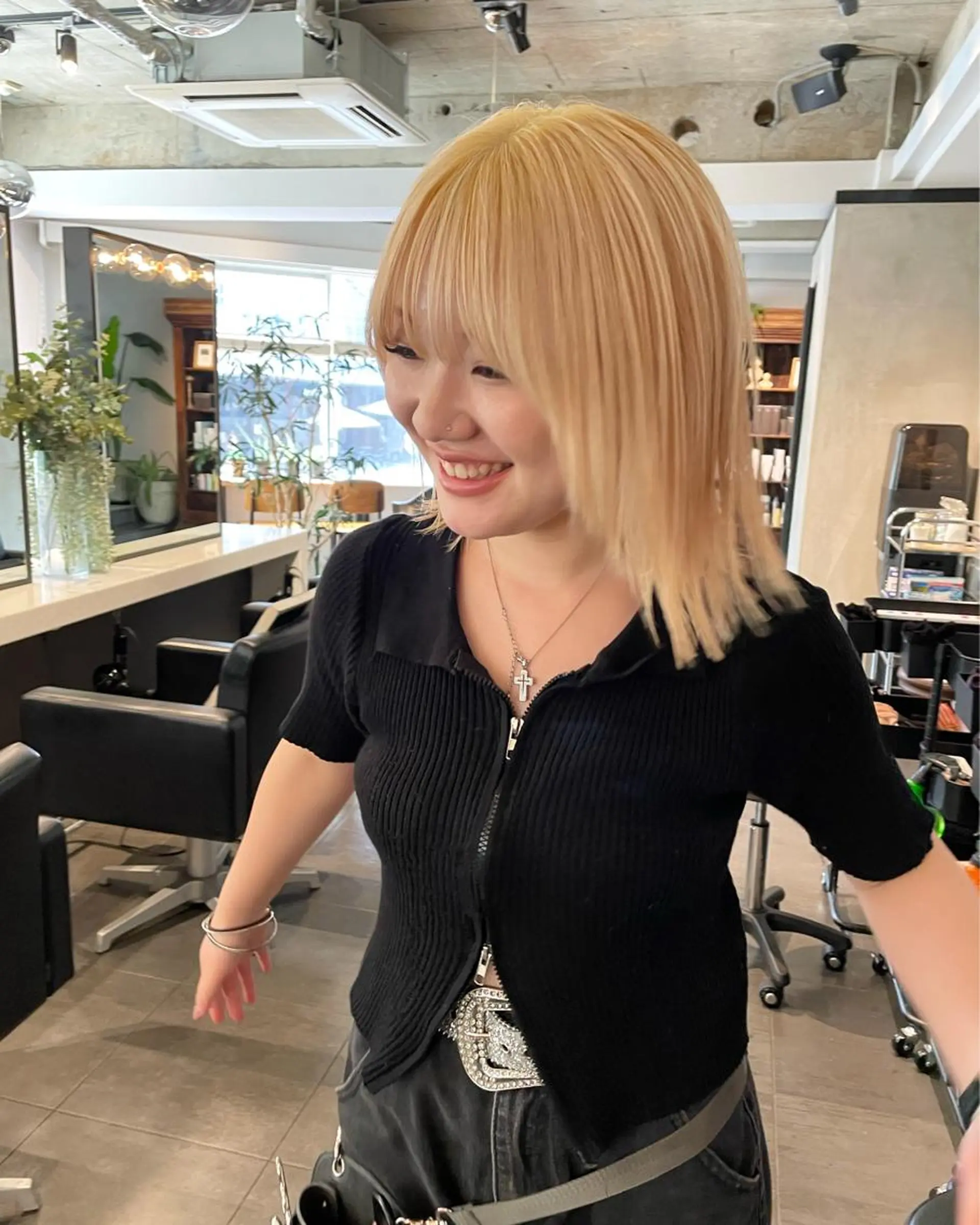 ショート カラー カット ヘアカラー トリートメント 優 作のヘアスタイル