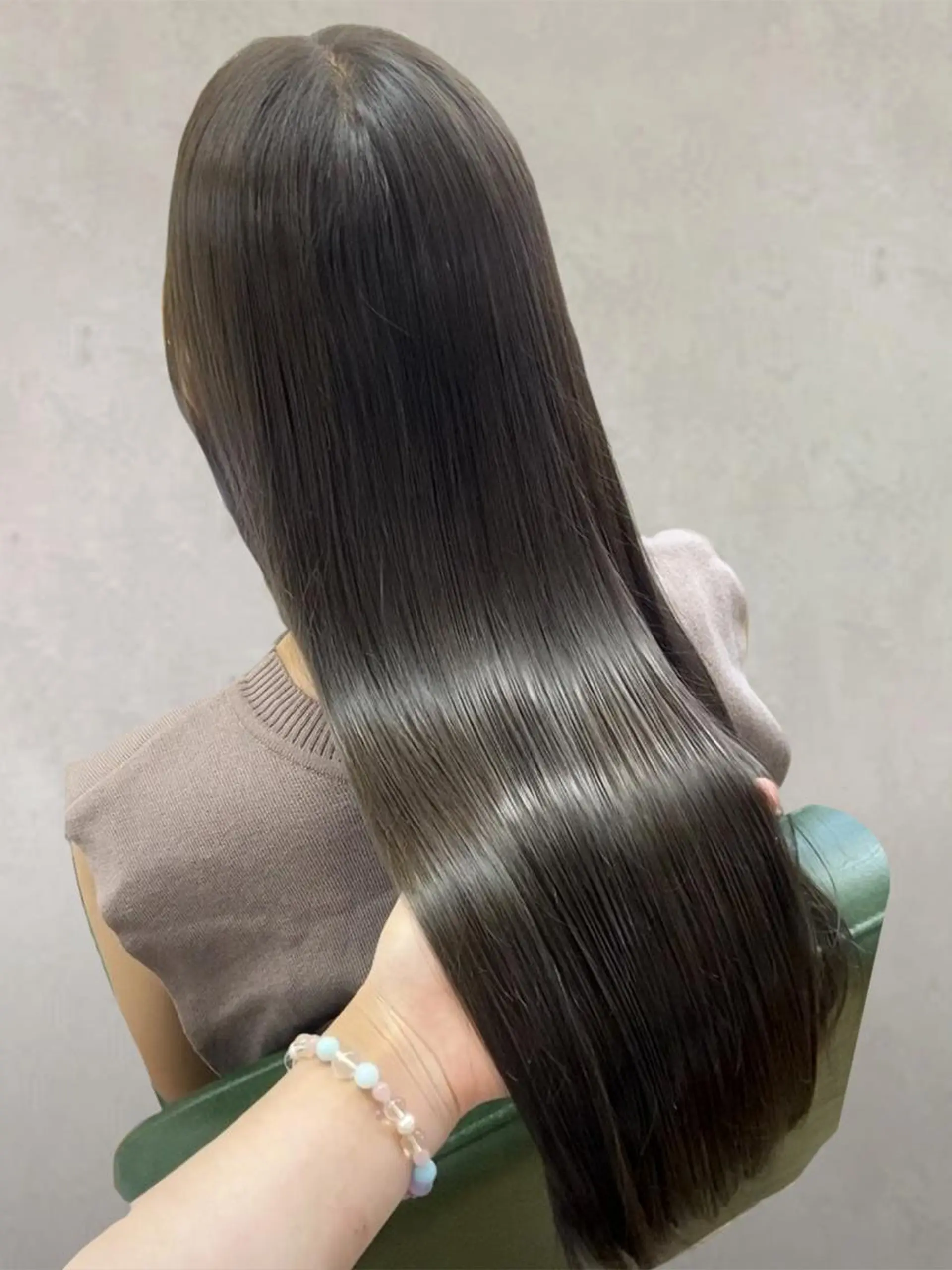 カラー Blossomミカ 🦋眉マツパマツエクのヘアスタイル