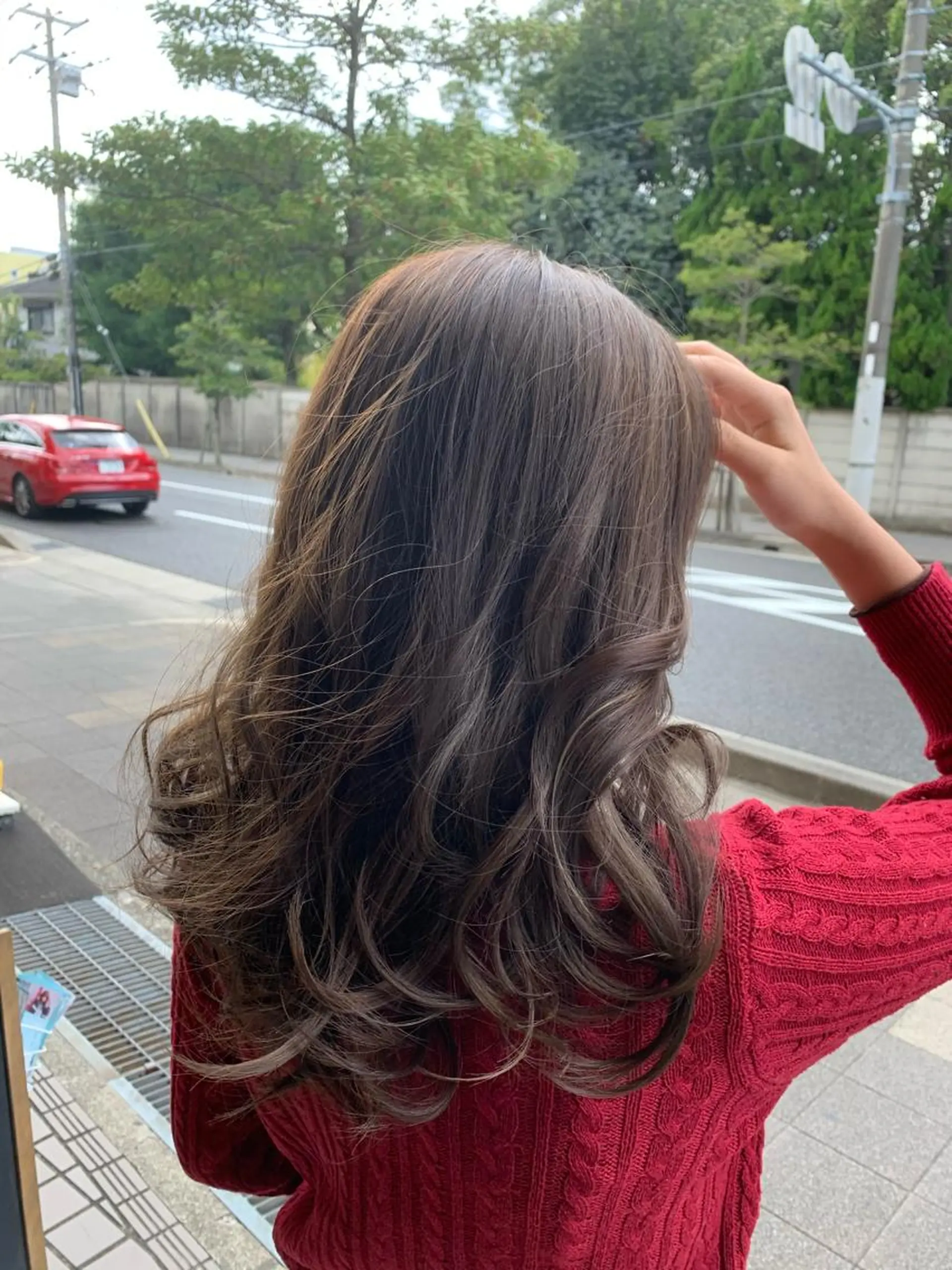 ミディアム ハイライト カット ヘアカラー リンネ 甲東園のヘアスタイル