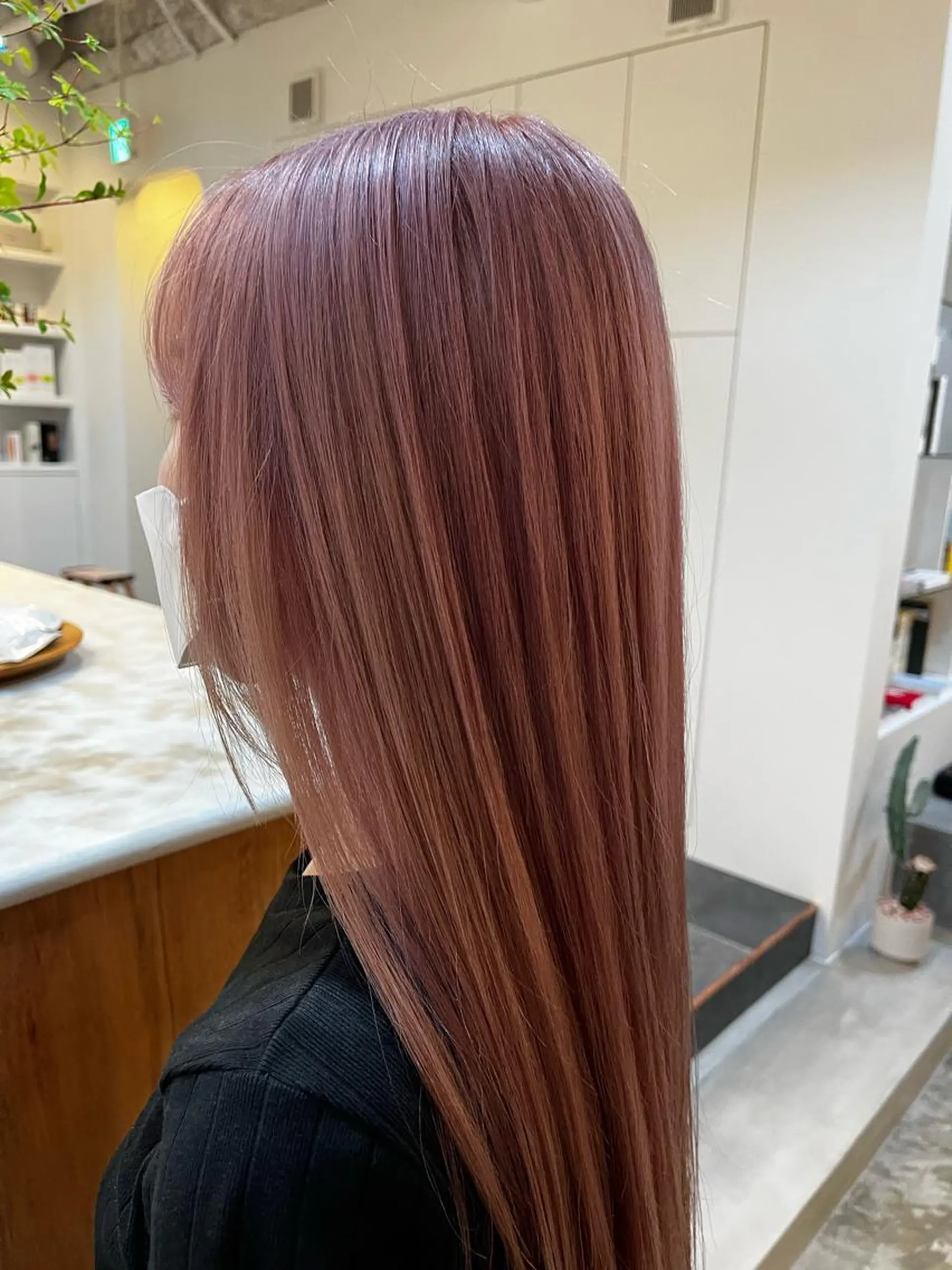 セミロング KOCHAB 中村穂風のヘアスタイル