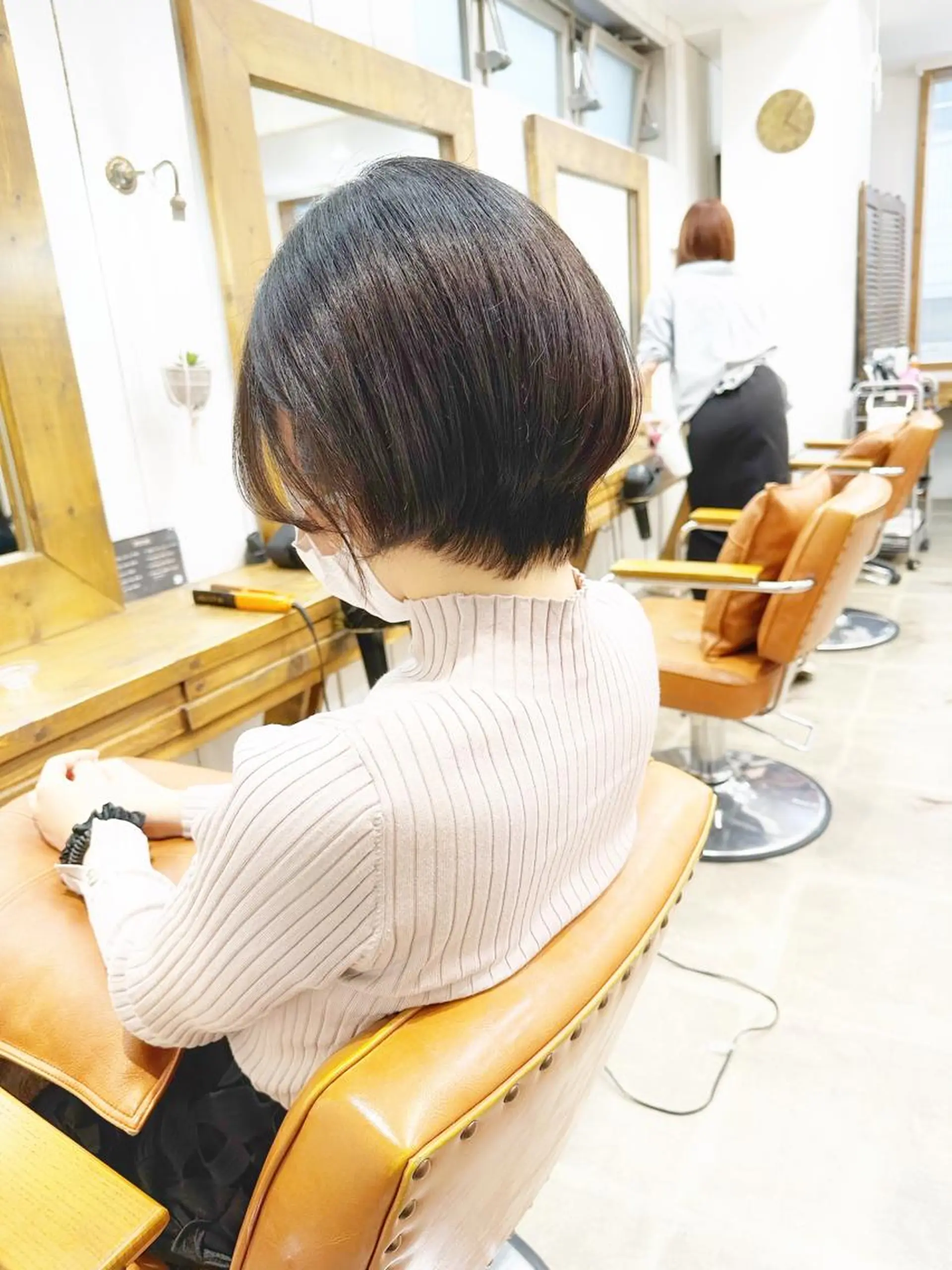 ショート ボブ ハイライト 髪質改善 韓国風ヘア レイヤーカット カット newline銀座所属・銀座ショート/ 大人ショート/金子涼のヘアスタイル
