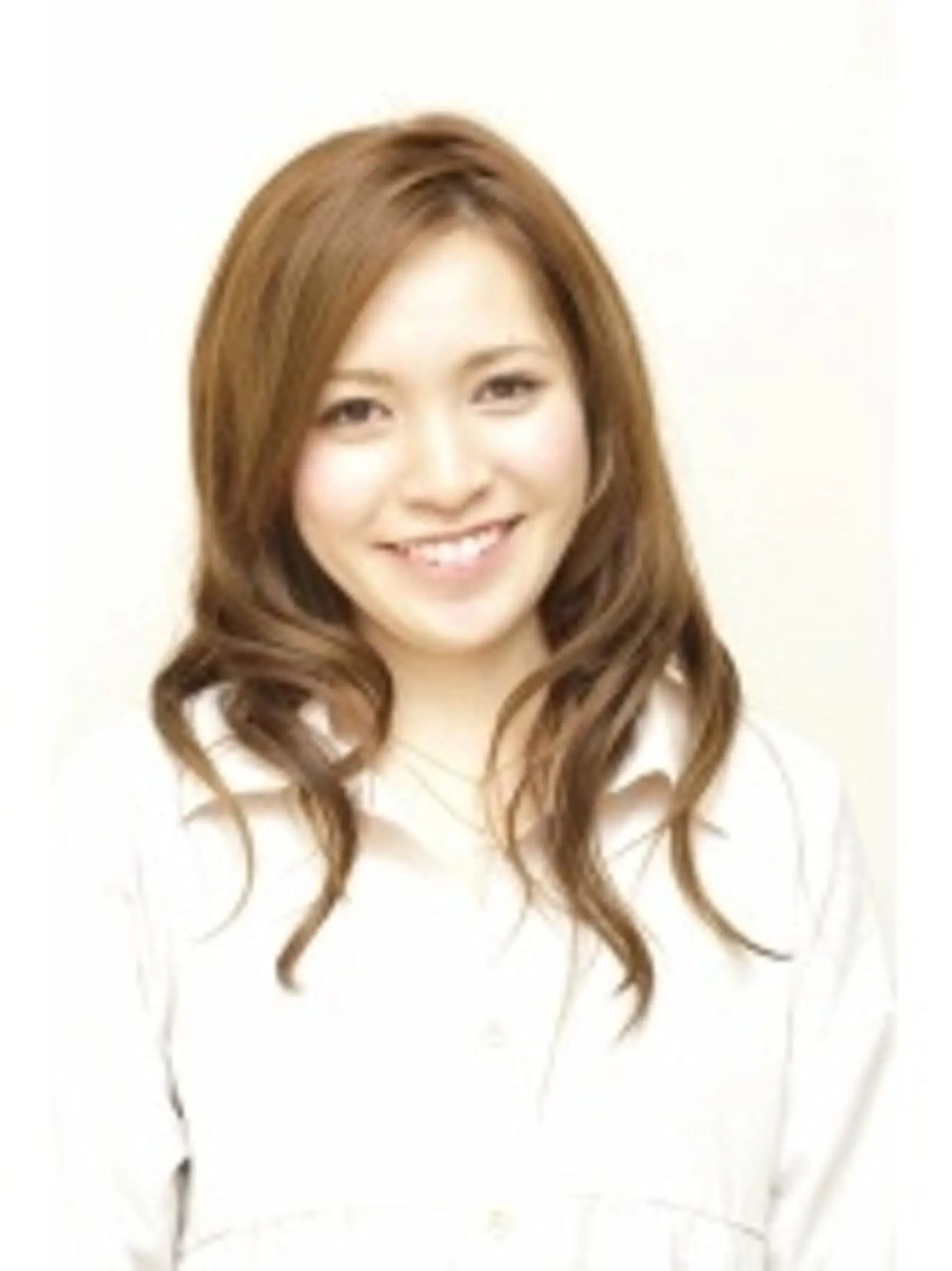 ミディアム カラー 透明感カラー 小顔カット 🌿flencia 丸　和博🌿のヘアスタイル